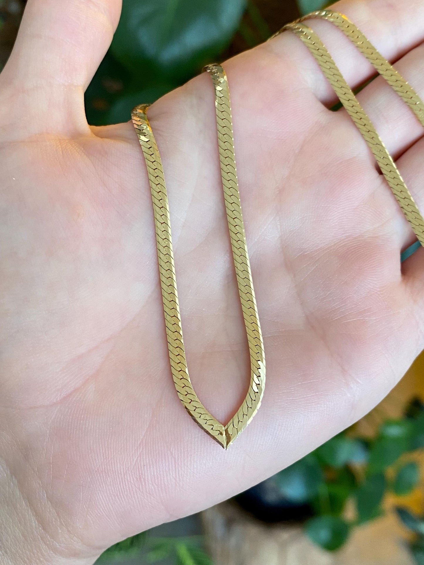 Vintage Solid 14k Yellow Gold Chevron Herringbone Chain Necklace - 16.5 inches