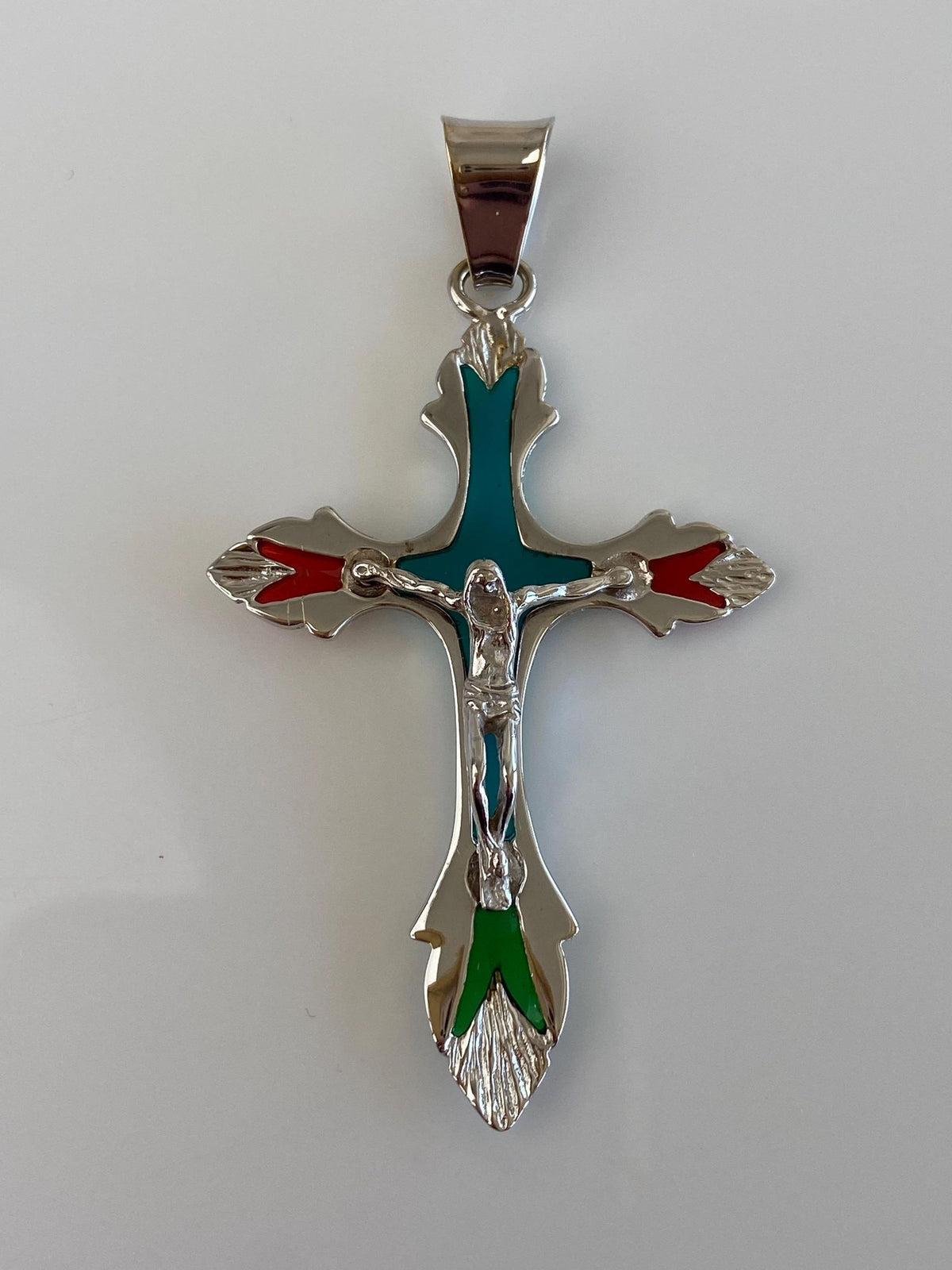 Vintage Solid 14k White Gold Green Red Enamel Crucifix Charm