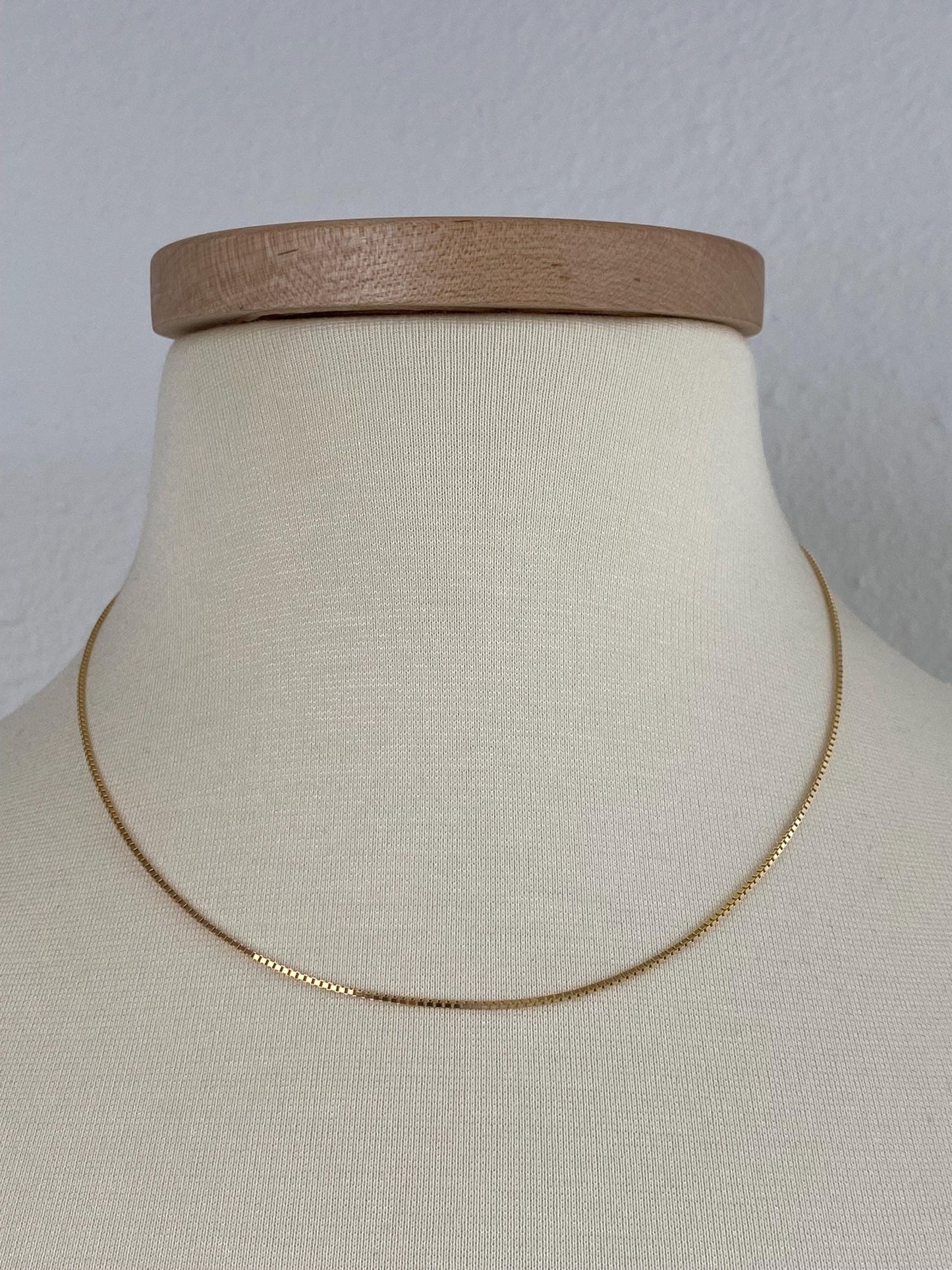 Vintage Solid 10k Yellow Gold Box Chain Necklace - 18 inches