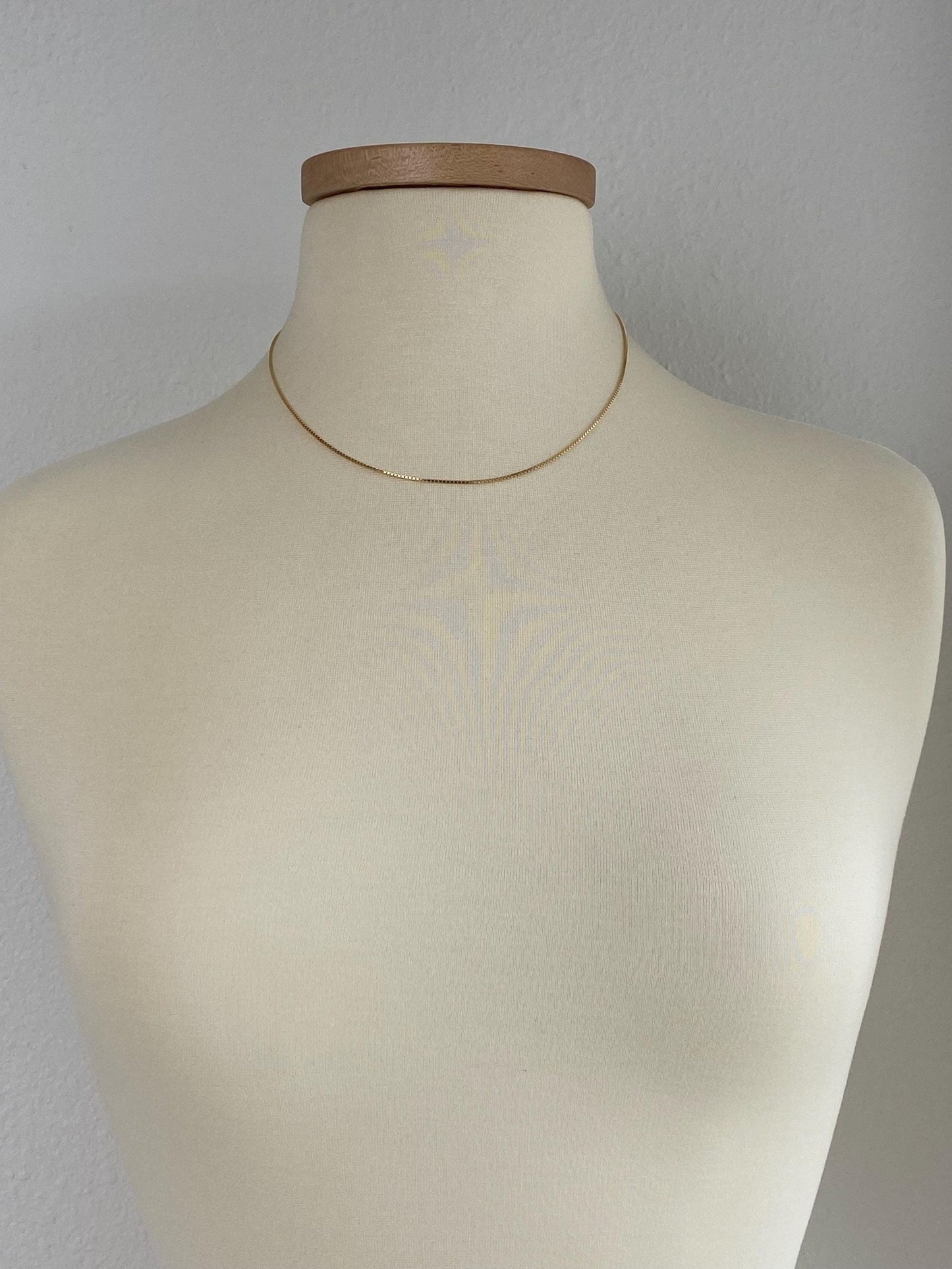 Vintage Solid 10k Yellow Gold Box Chain Necklace - 18 inches
