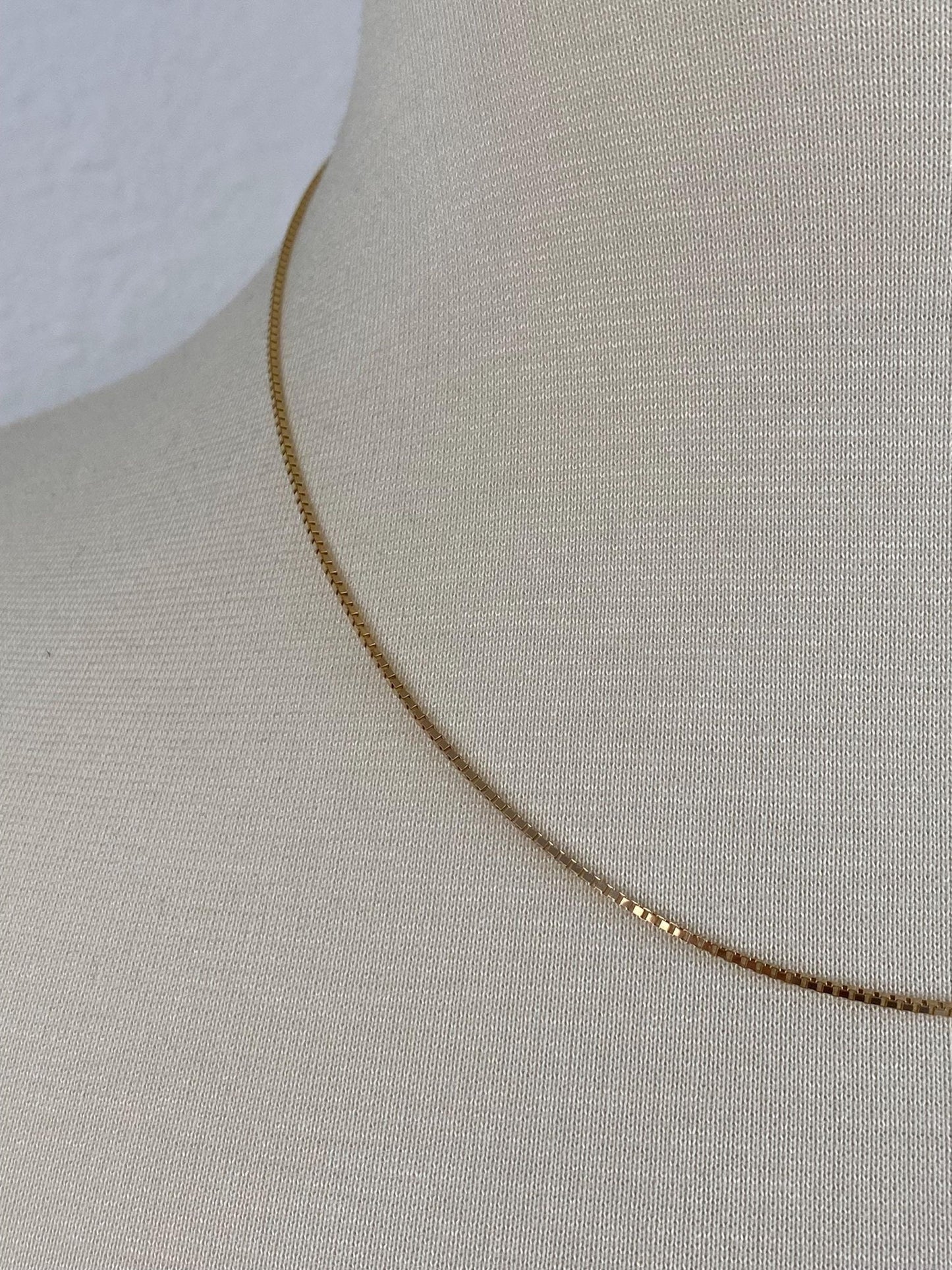 Vintage Solid 10k Yellow Gold Box Chain Necklace - 18 inches