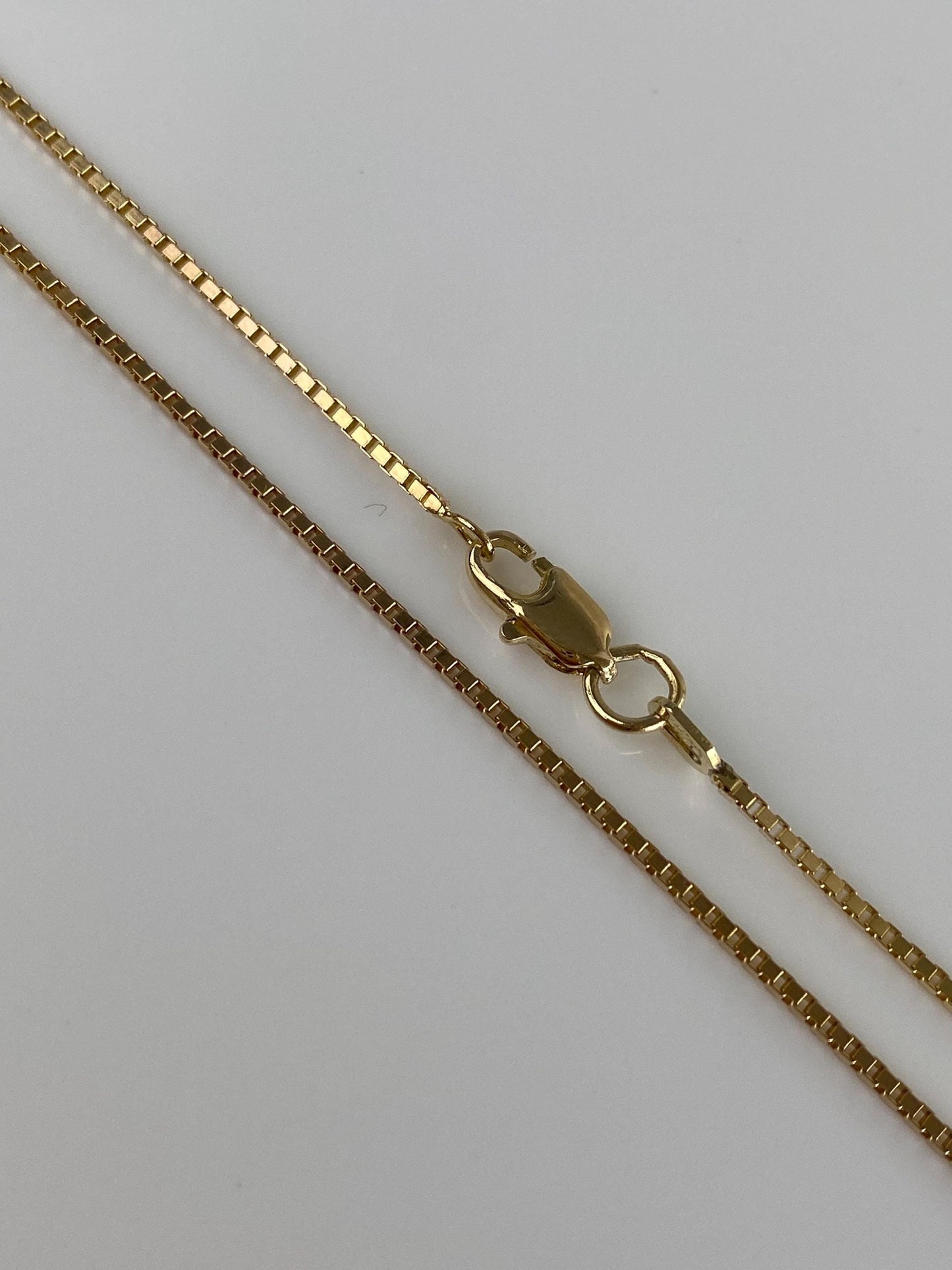 Vintage Solid 10k Yellow Gold Box Chain Necklace - 18 inches