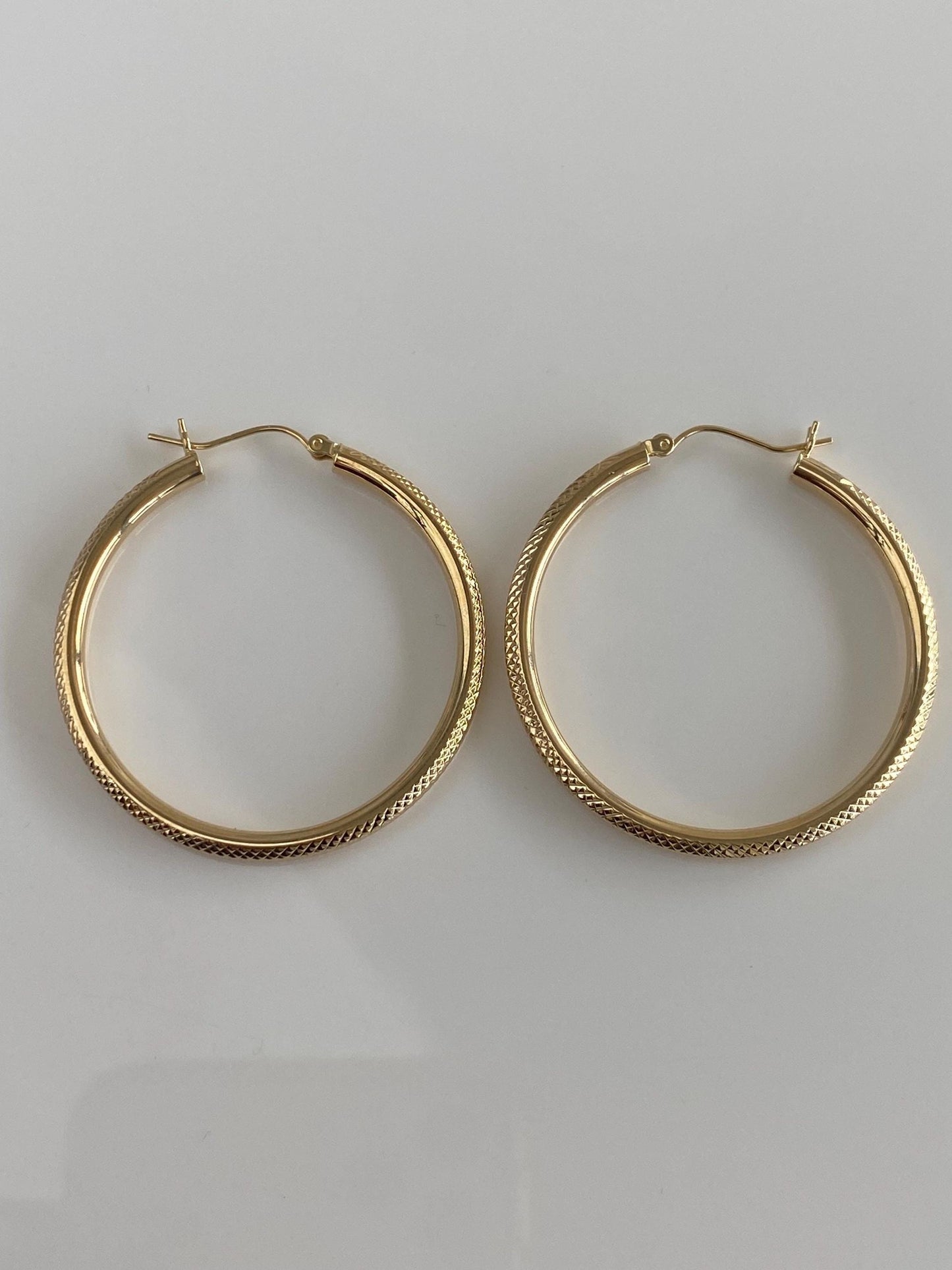 Vintage 14k Yellow Gold Textured Hoop Earrings
