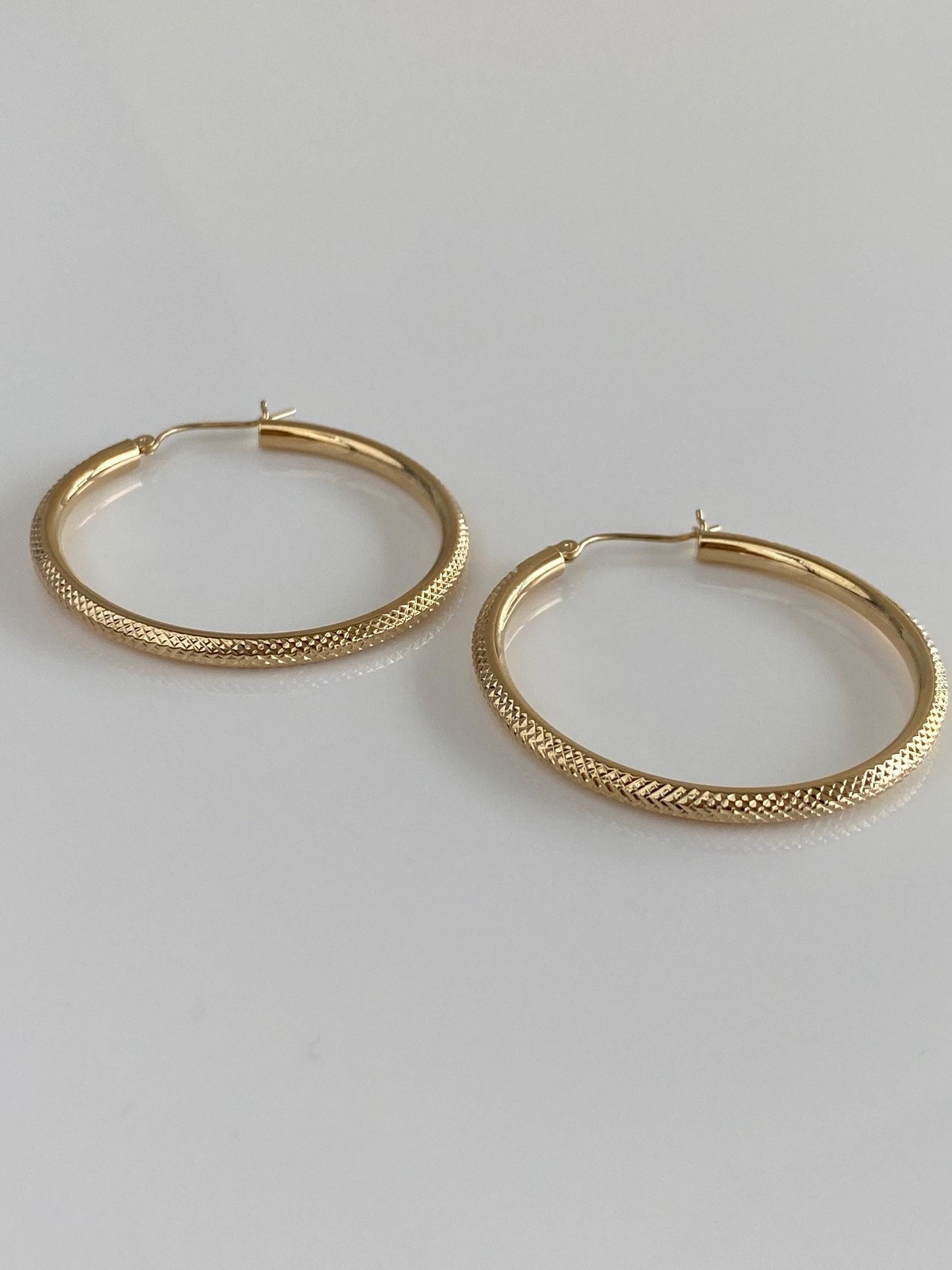 Vintage 14k Yellow Gold Textured Hoop Earrings