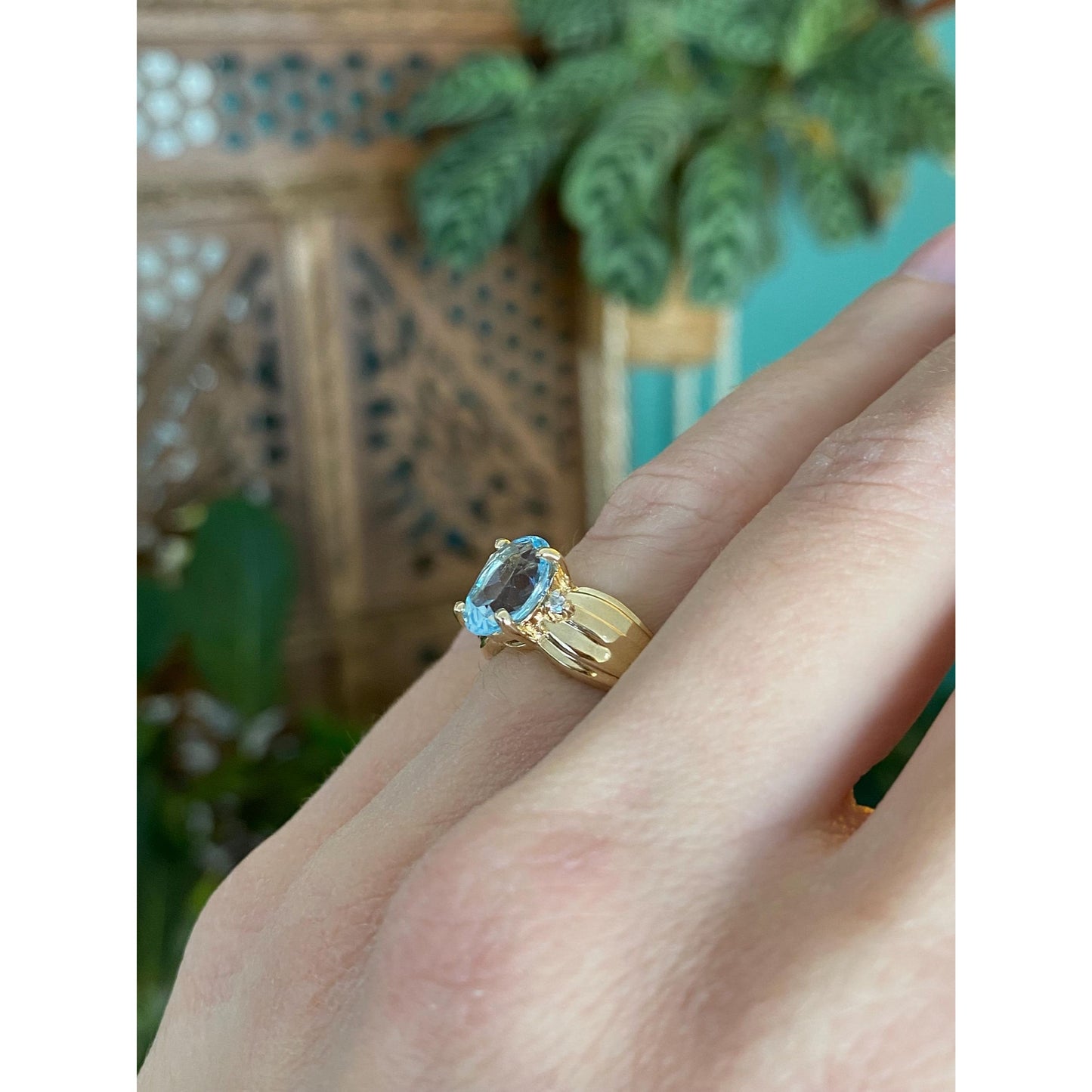 Vintage Solid 10k Yellow Gold Diamond Topaz Ring - Size 4.25