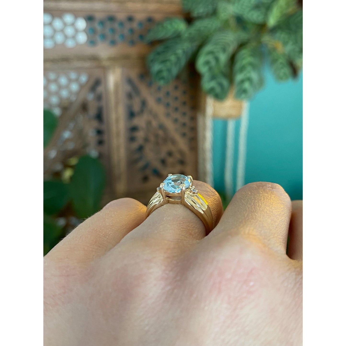 Vintage Solid 10k Yellow Gold Diamond Topaz Ring - Size 4.25