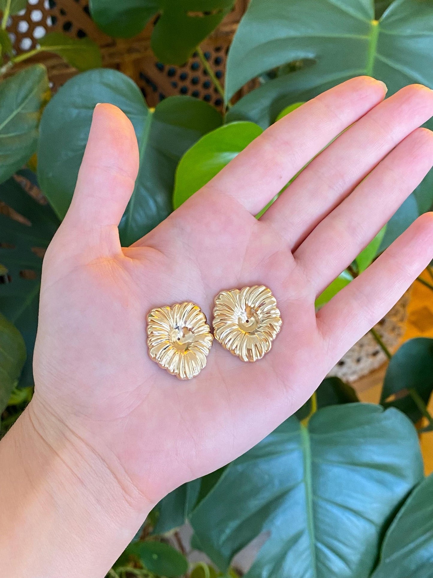 Vintage Solid 14k Yellow Gold Flower Earring Jackets