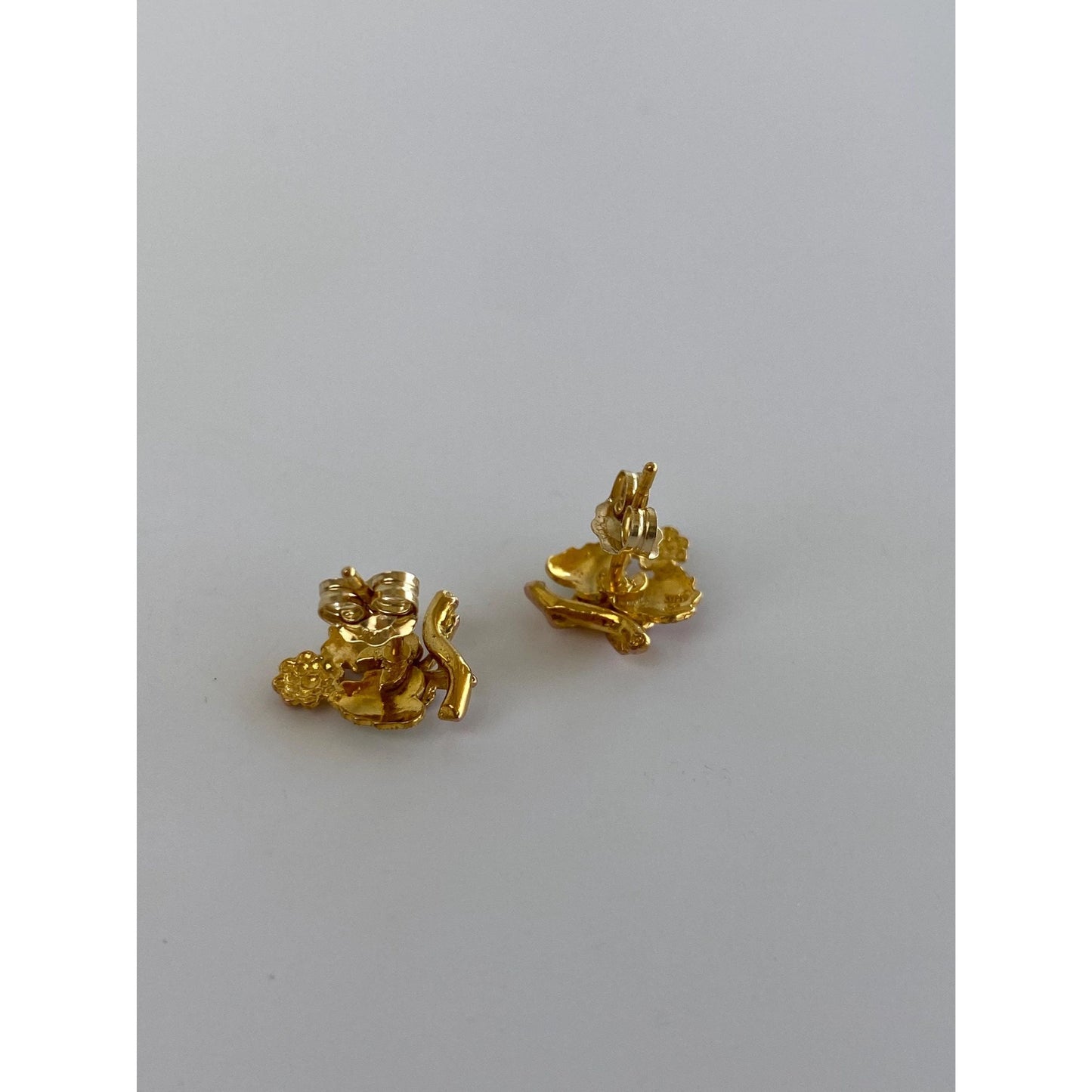 Vintage Solid 10k Black Hills Gold Leaf Bow Stud Earrings