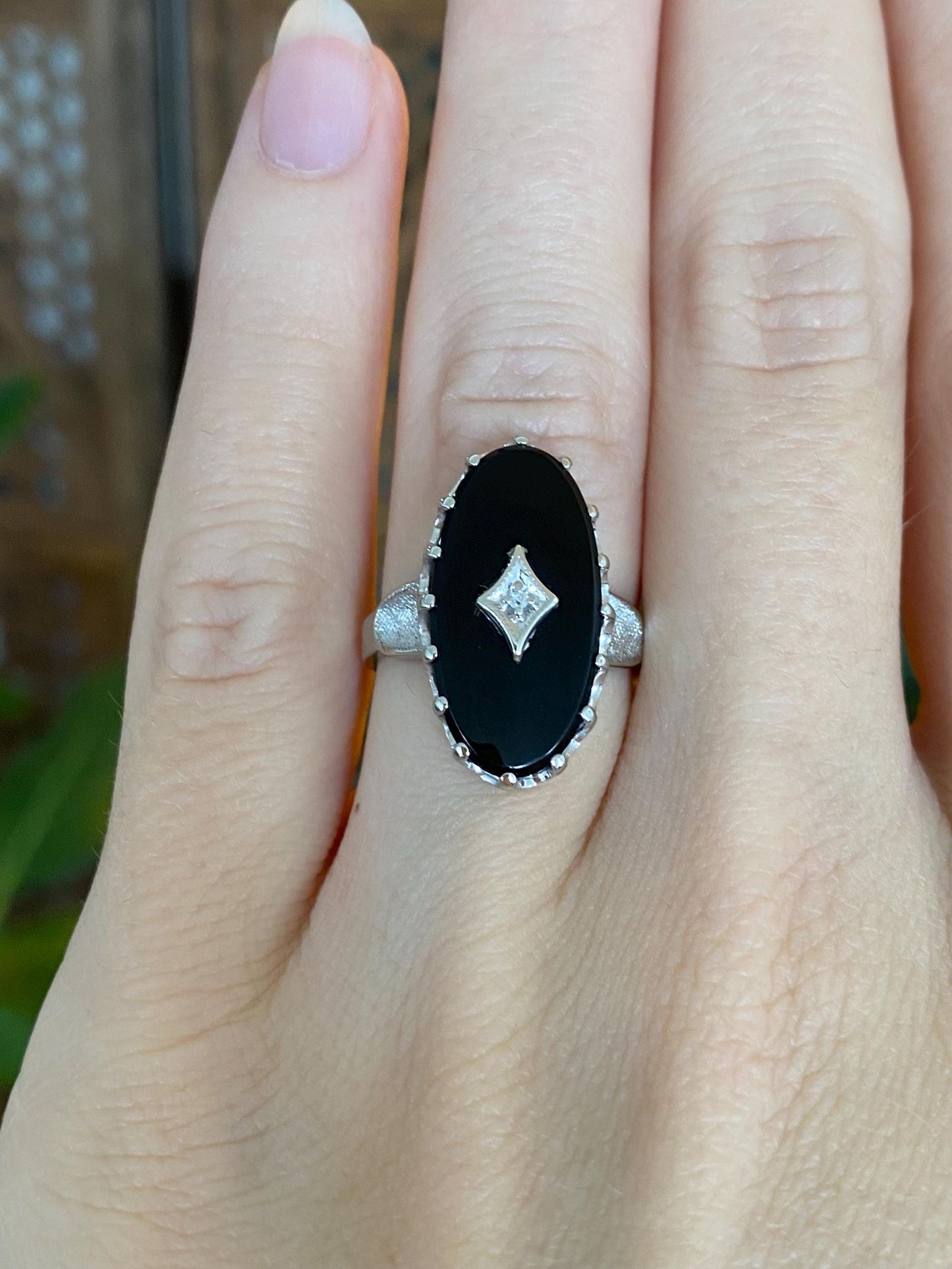 Vintage Solid 10k White Gold Diamond Black Onyx Art Deco Ring - Size 5.25