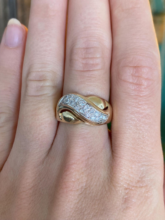 Vintage Solid 14k White & Yellow Gold Diamonds Ring Band - Size 6.75