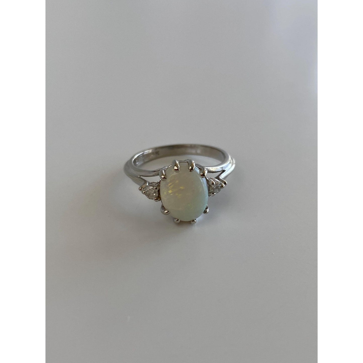 Vintage Solid 14k White Gold Diamond Opal Ring - Size 6.5