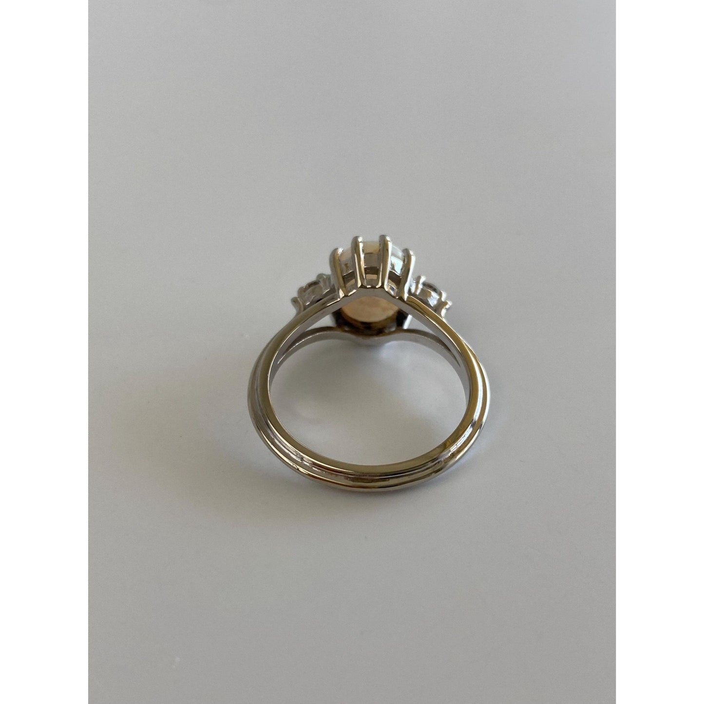 Vintage Solid 14k White Gold Diamond Opal Ring - Size 6.5