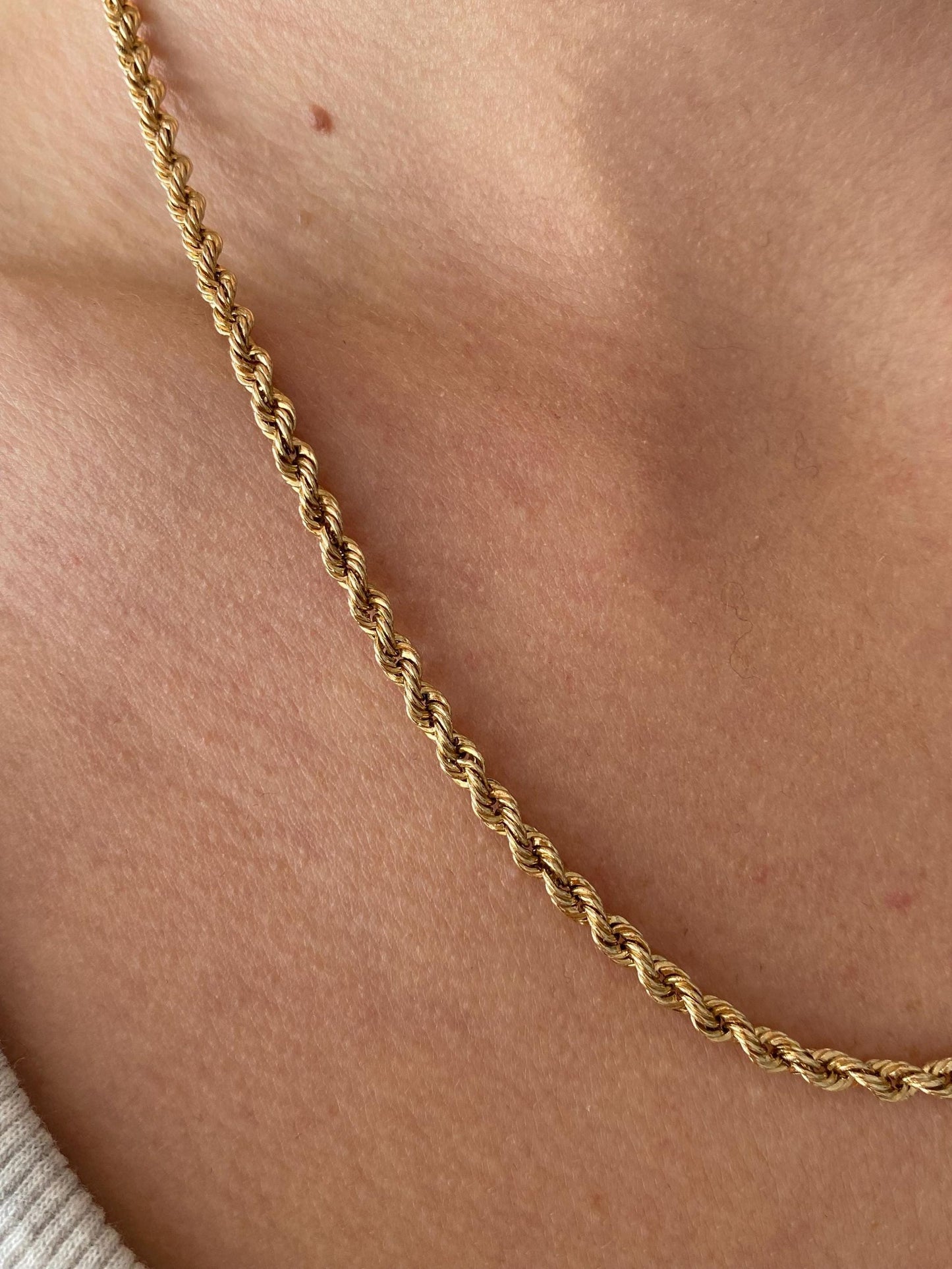 Vintage 14k Yellow Gold Rope Chain Necklace - 18.75 inches