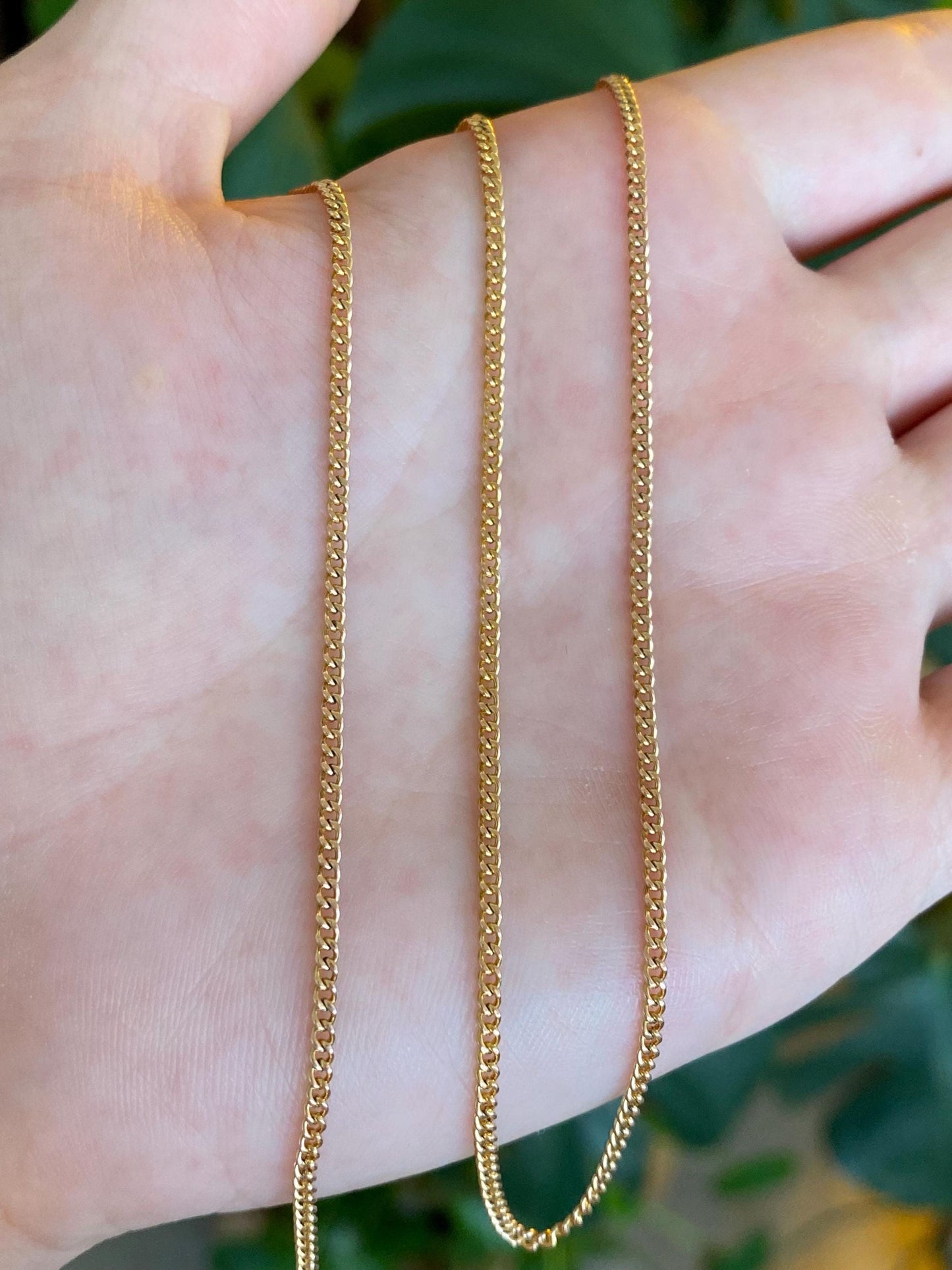 Vintage Solid 10k Yellow Gold Curb Chain Necklace - 17.75 inches