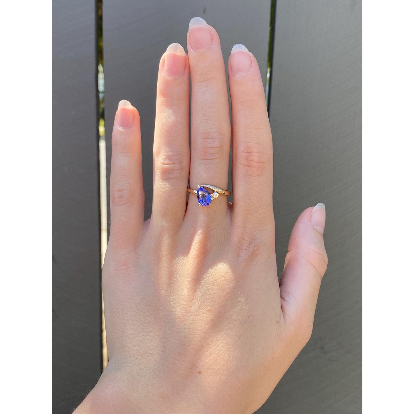 Solid 14k Yellow Gold Diamond Tanzanite Ring - Size 6.75