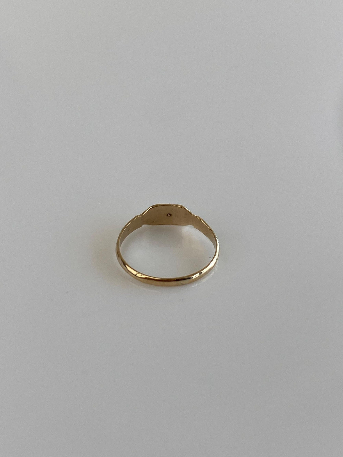 Vintage Solid 10k Yellow Gold Green Cubic Zirconia Designed Baby Ring