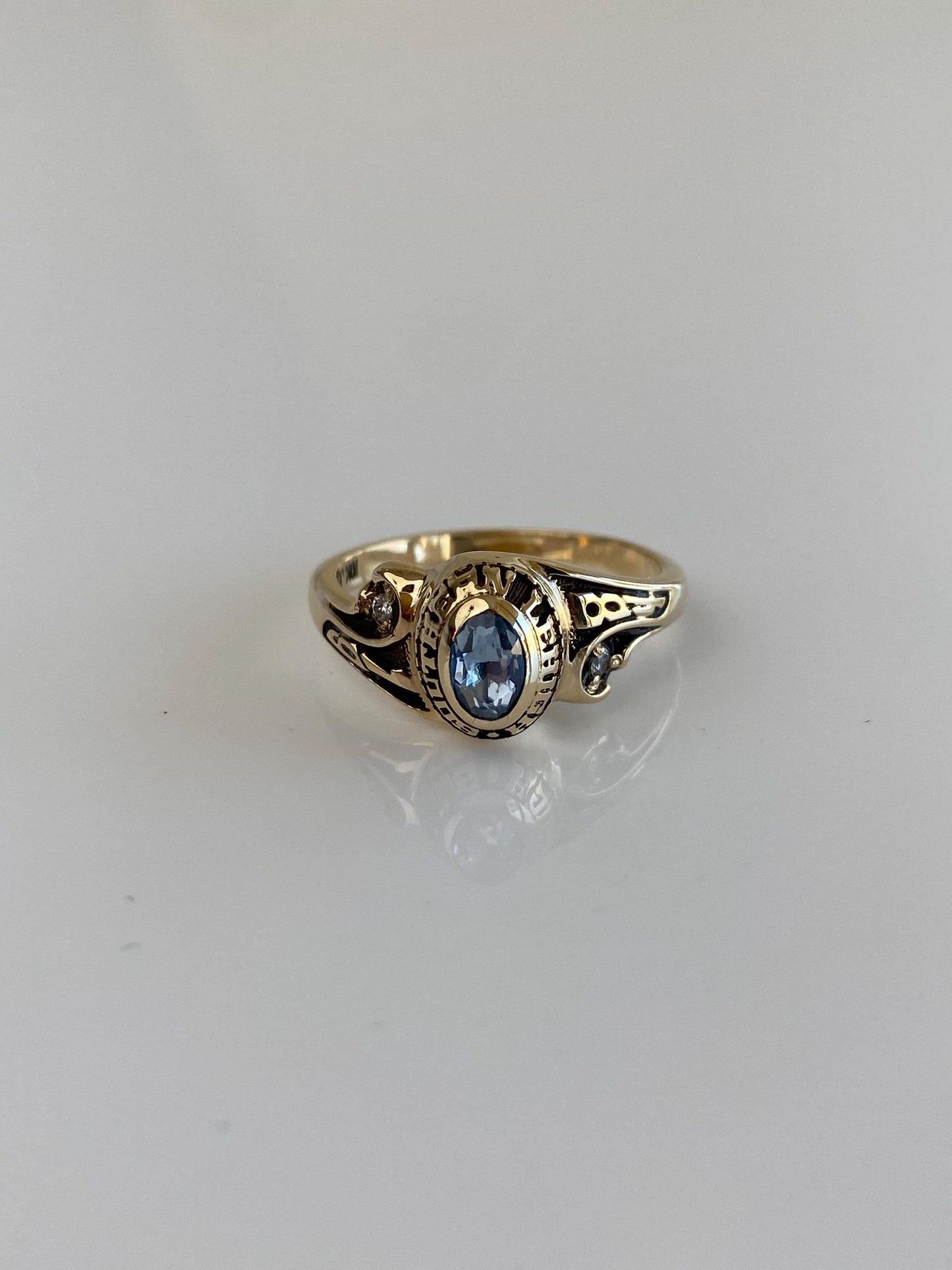 Vintage Solid 10k Yellow Gold Aquamarine Clear Quartz 1984 Class Ring - Size 7