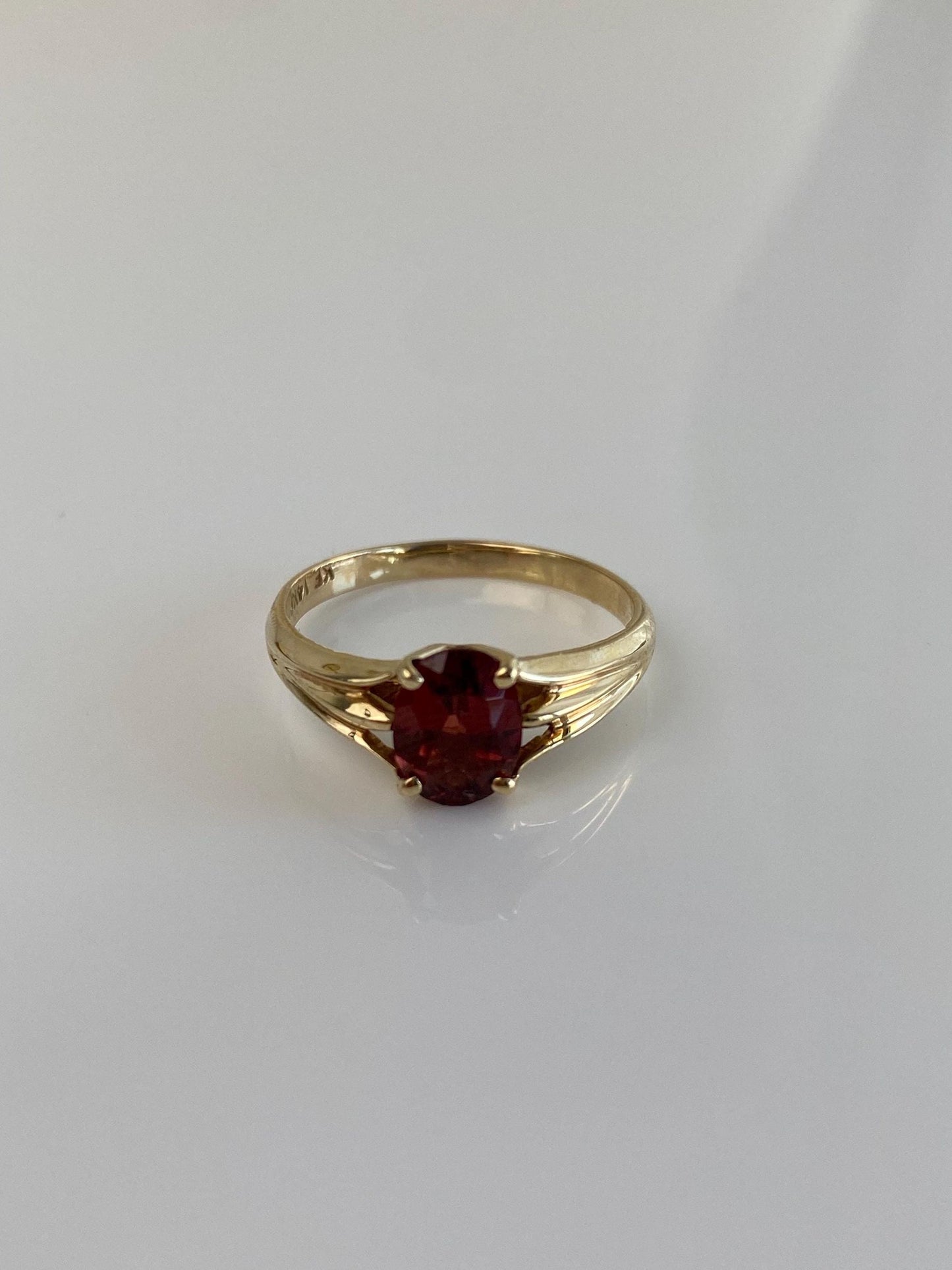 Vintage Solid 14k Yellow Gold Red Cubic Zirconia Ring - Size 6.75