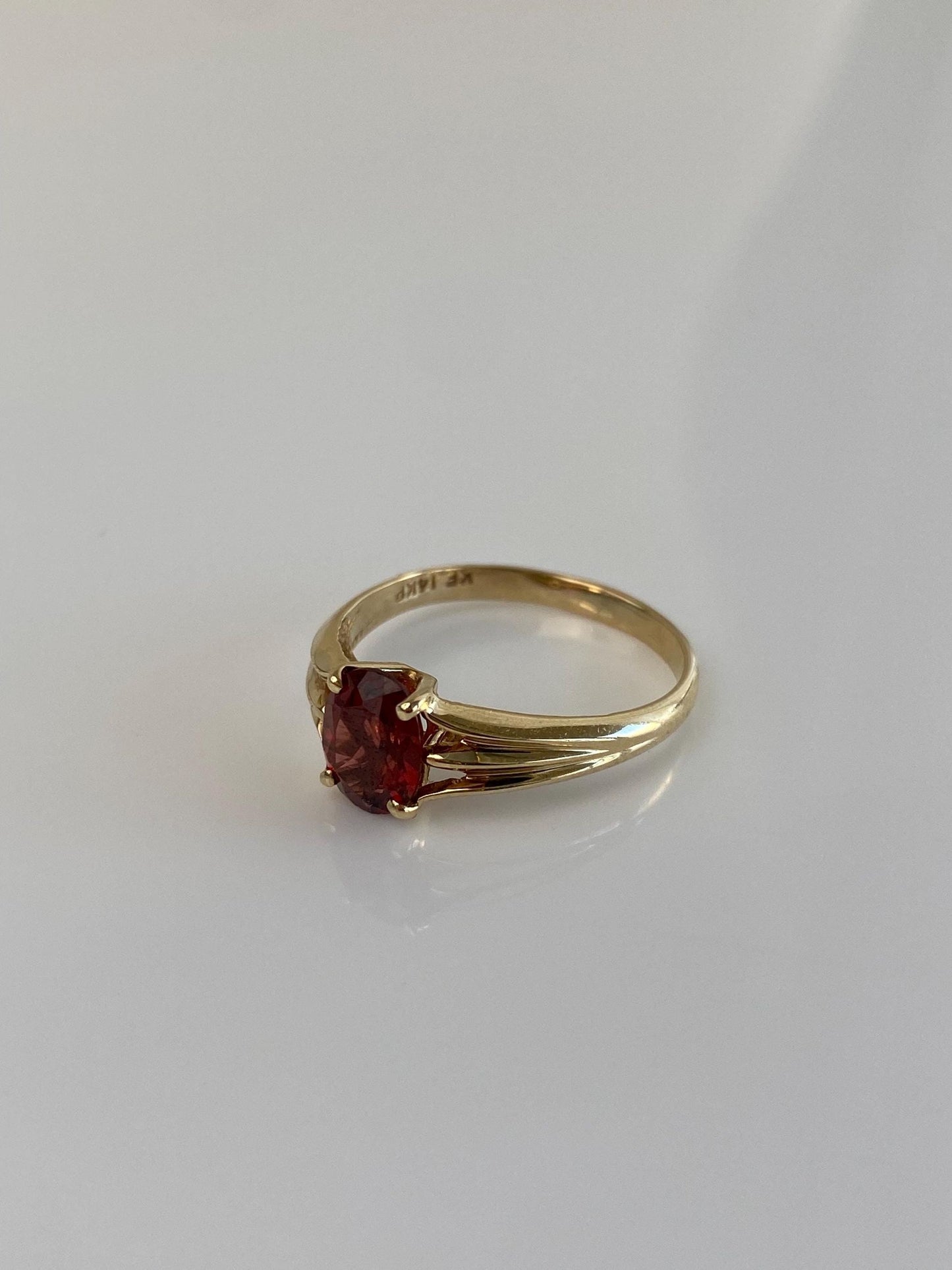 Vintage Solid 14k Yellow Gold Red Cubic Zirconia Ring - Size 6.75