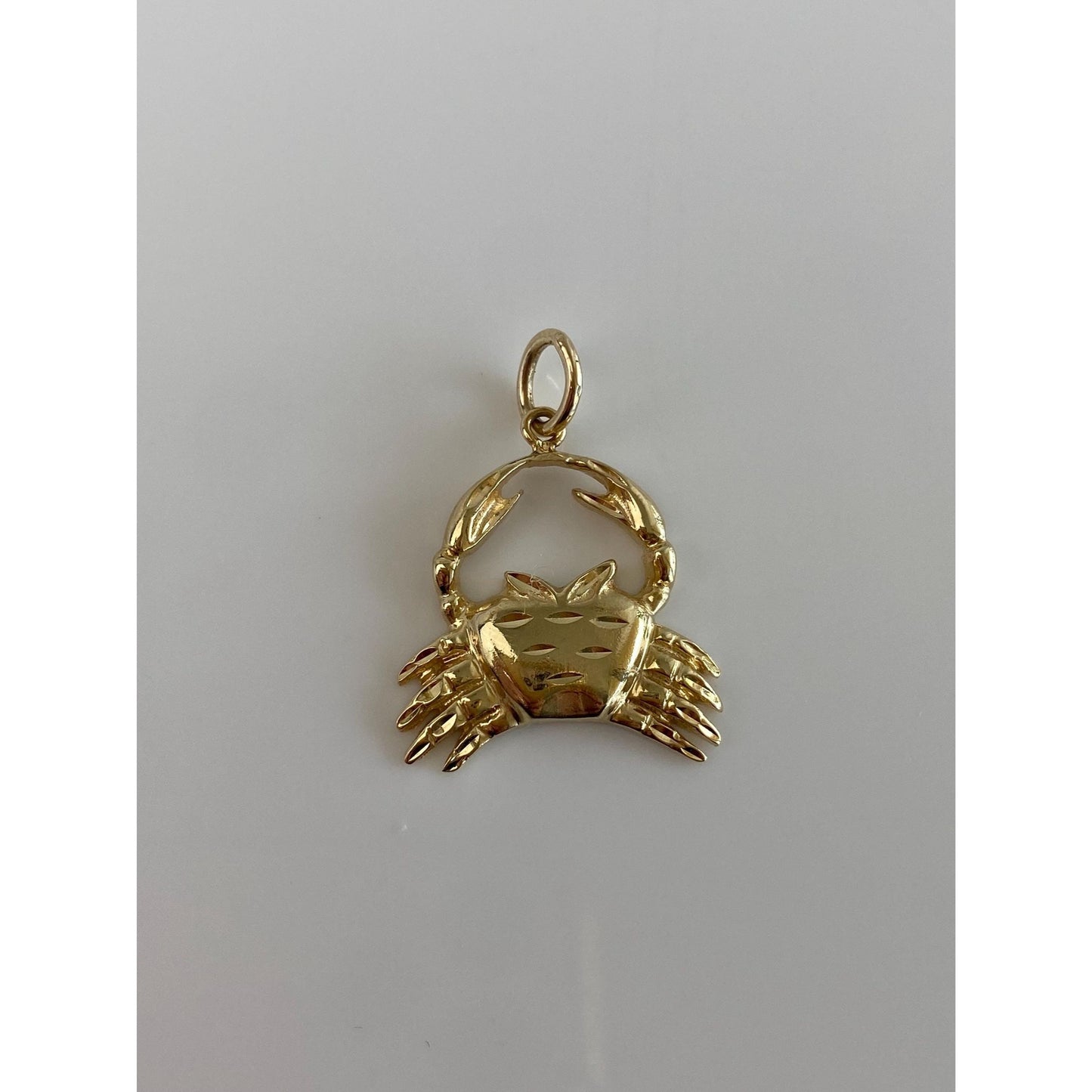 Vintage Solid 14k Yellow Gold Diamond Cut Crab Charm
