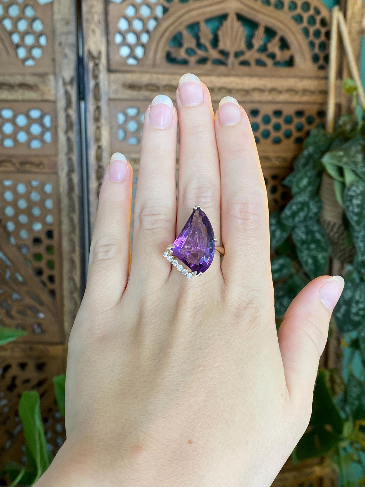 Vintage Solid 14k Yellow Gold Fancy Cut Amethyst Diamonds Cocktail Ring - Size 8.25