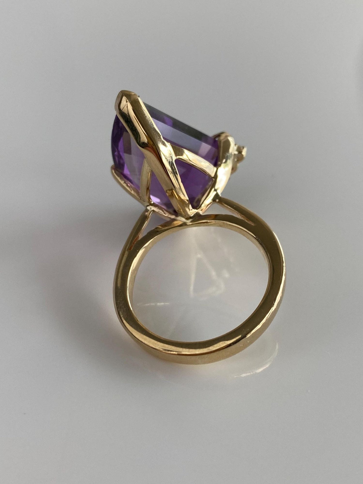 Vintage Solid 14k Yellow Gold Fancy Cut Amethyst Diamonds Cocktail Ring - Size 8.25
