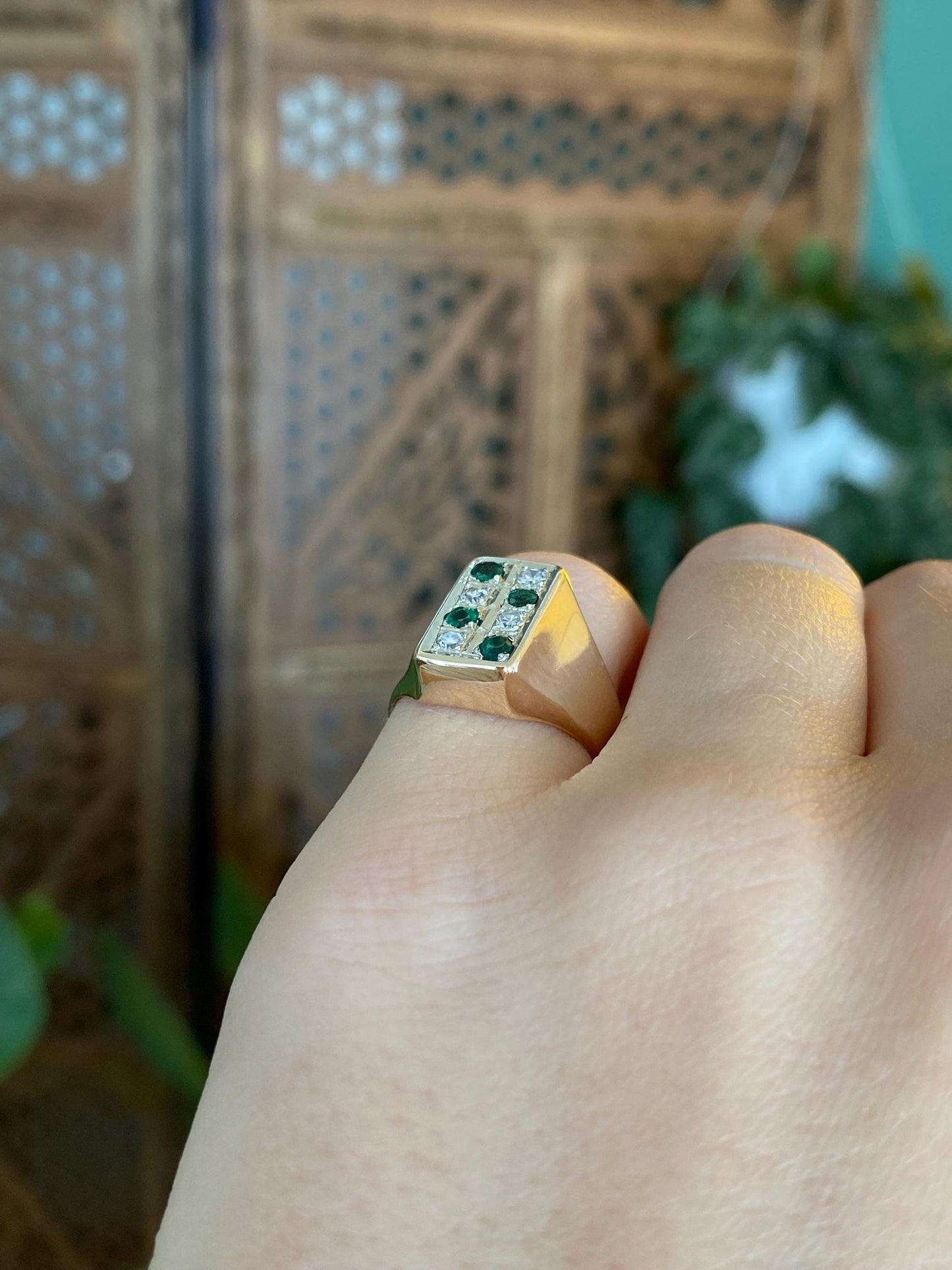 Vintage Solid 14k Yellow Gold Diamond Emerald Signet Style Ring - Size 4.5