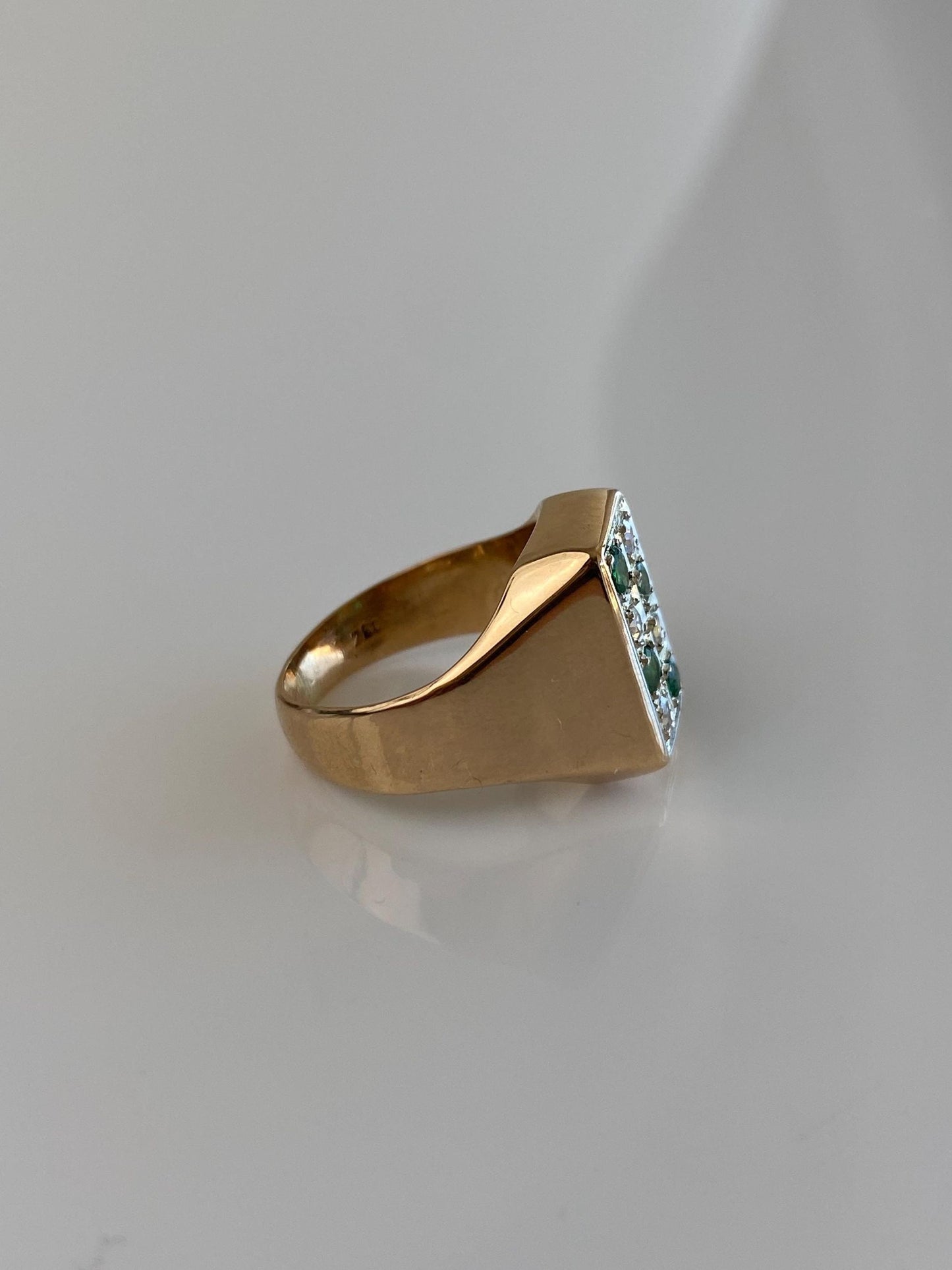 Vintage Solid 14k Yellow Gold Diamond Emerald Signet Style Ring - Size 4.5