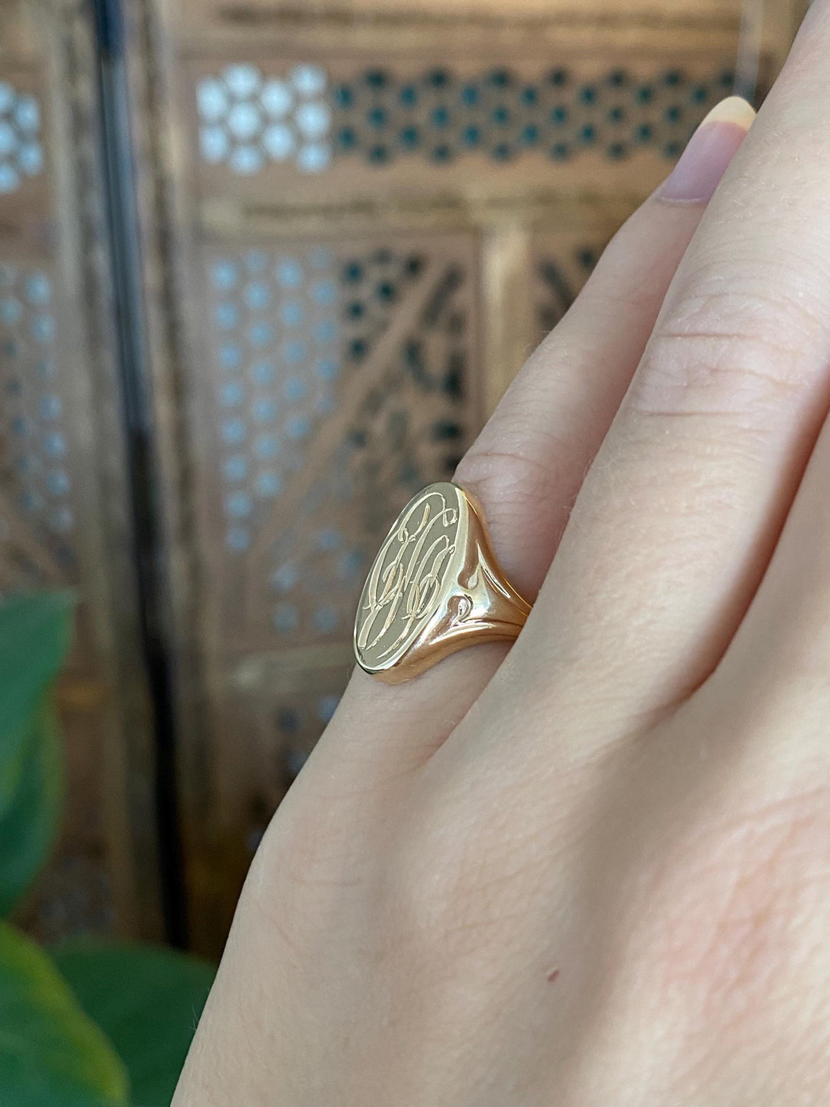 Vintage Solid 10k Yellow Gold Monogram Signet Ring - Size 4.25