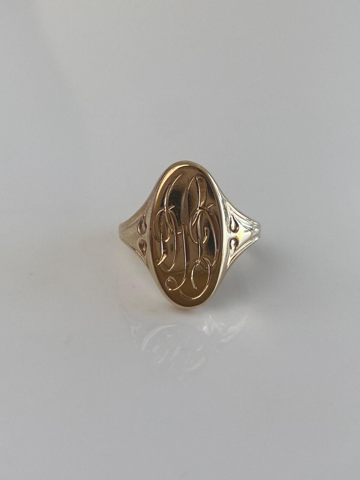 Vintage Solid 10k Yellow Gold Monogram Signet Ring - Size 4.25