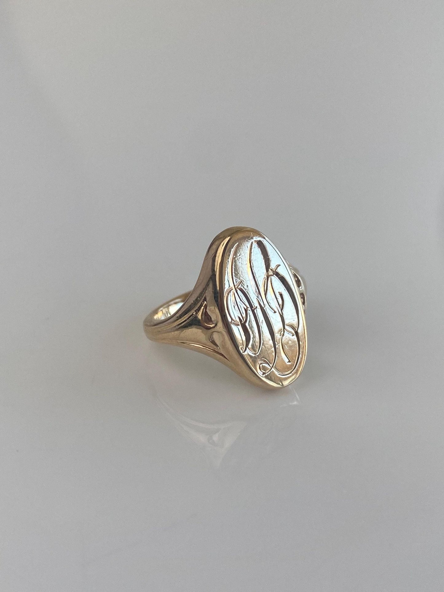 Vintage Solid 10k Yellow Gold Monogram Signet Ring - Size 4.25