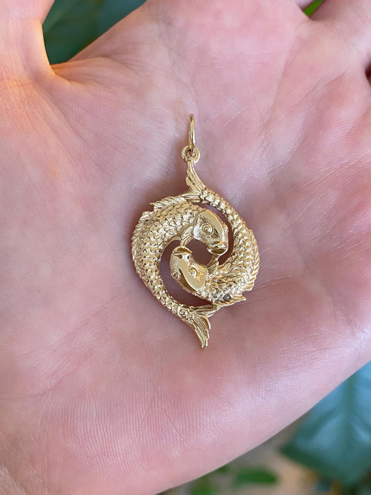 Vintage Solid 14k Yellow Gold Pisces Zodiac Fish Charm