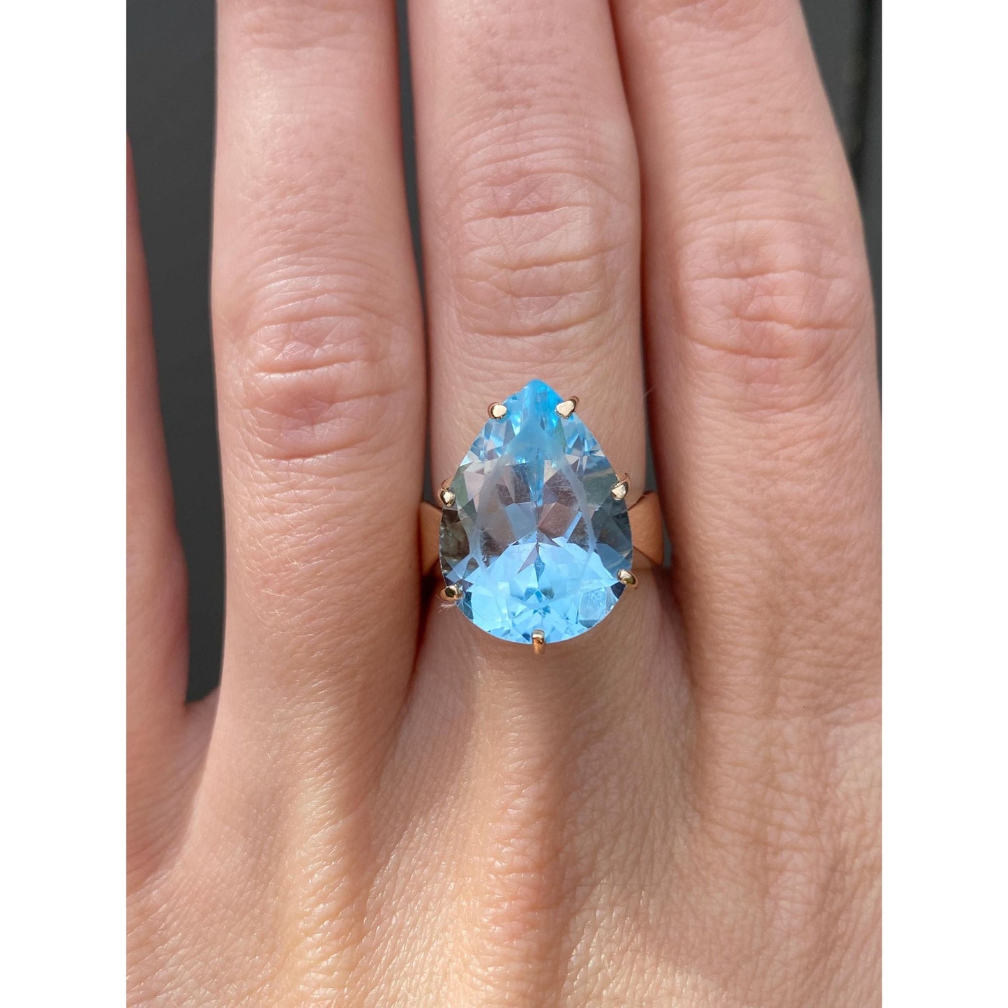 Vintage Solid 14k Yellow Gold Topaz Teardrop Ring - Size 6