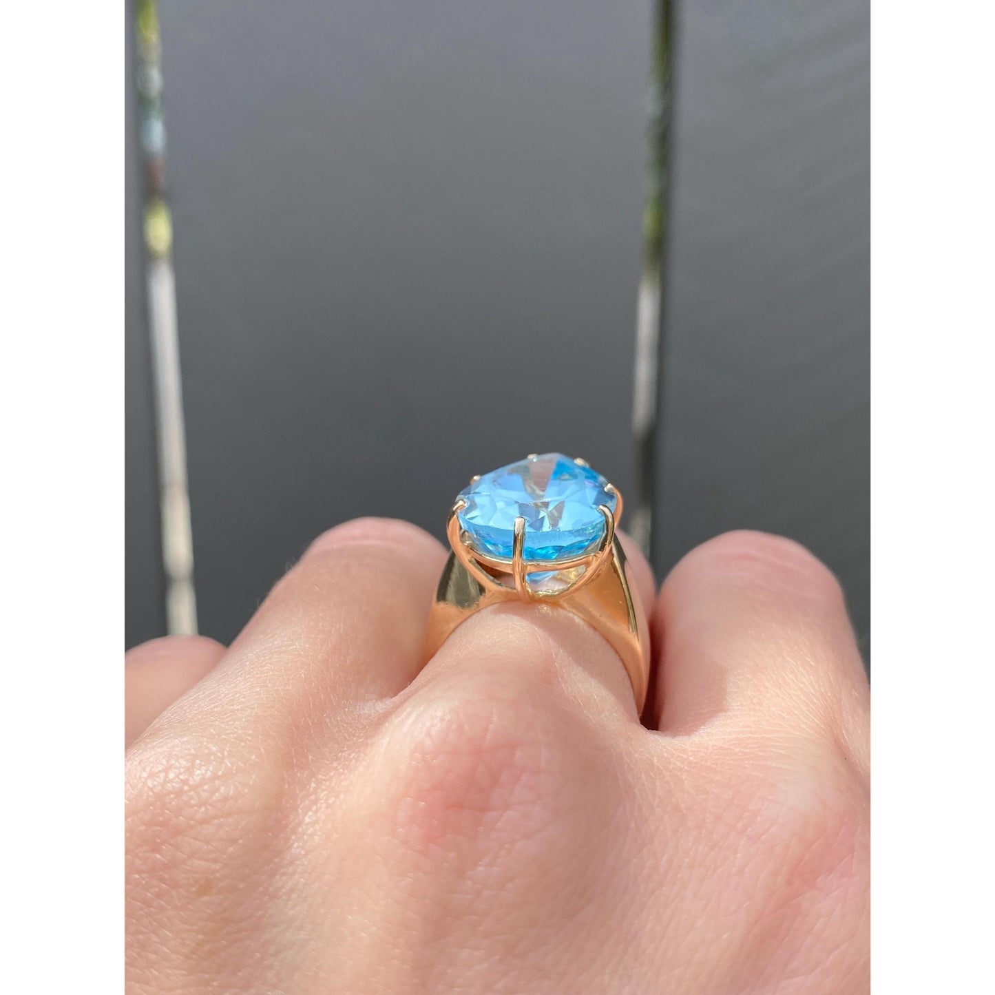 Vintage Solid 14k Yellow Gold Topaz Teardrop Ring - Size 6