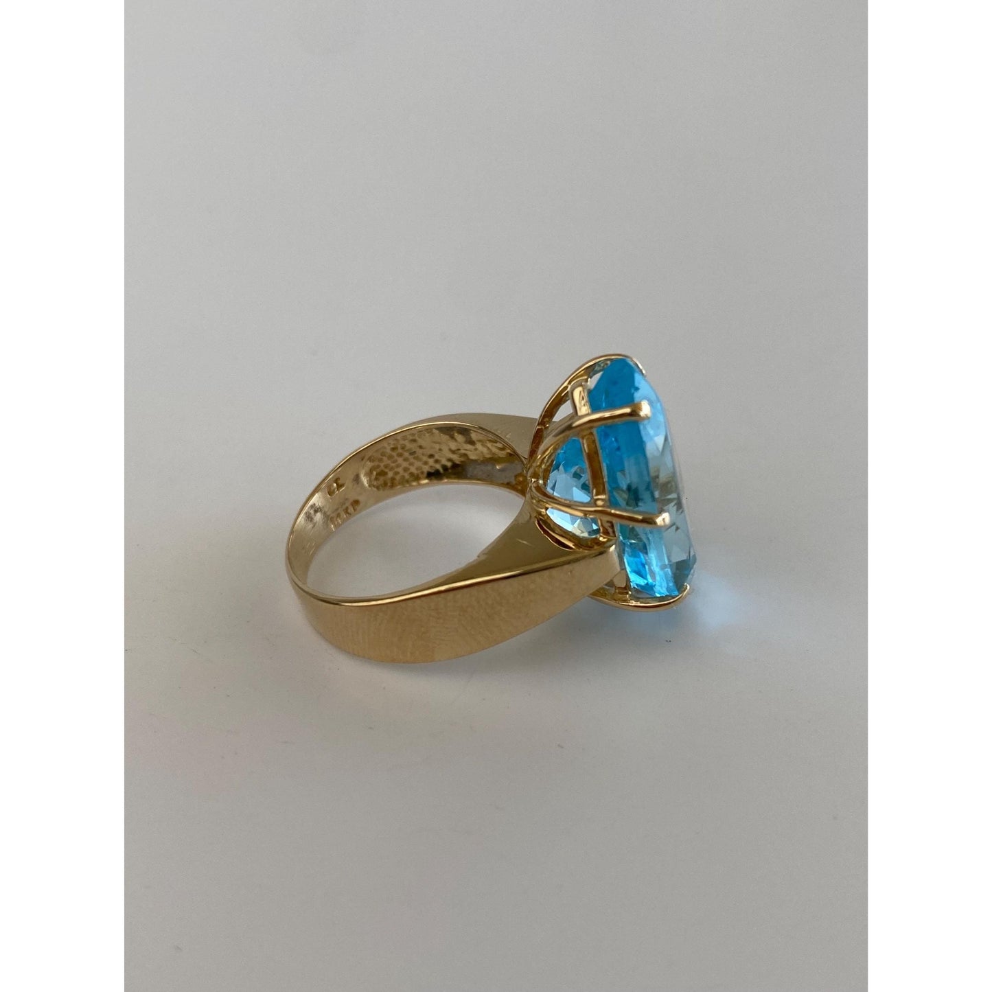Vintage Solid 14k Yellow Gold Topaz Teardrop Ring - Size 6