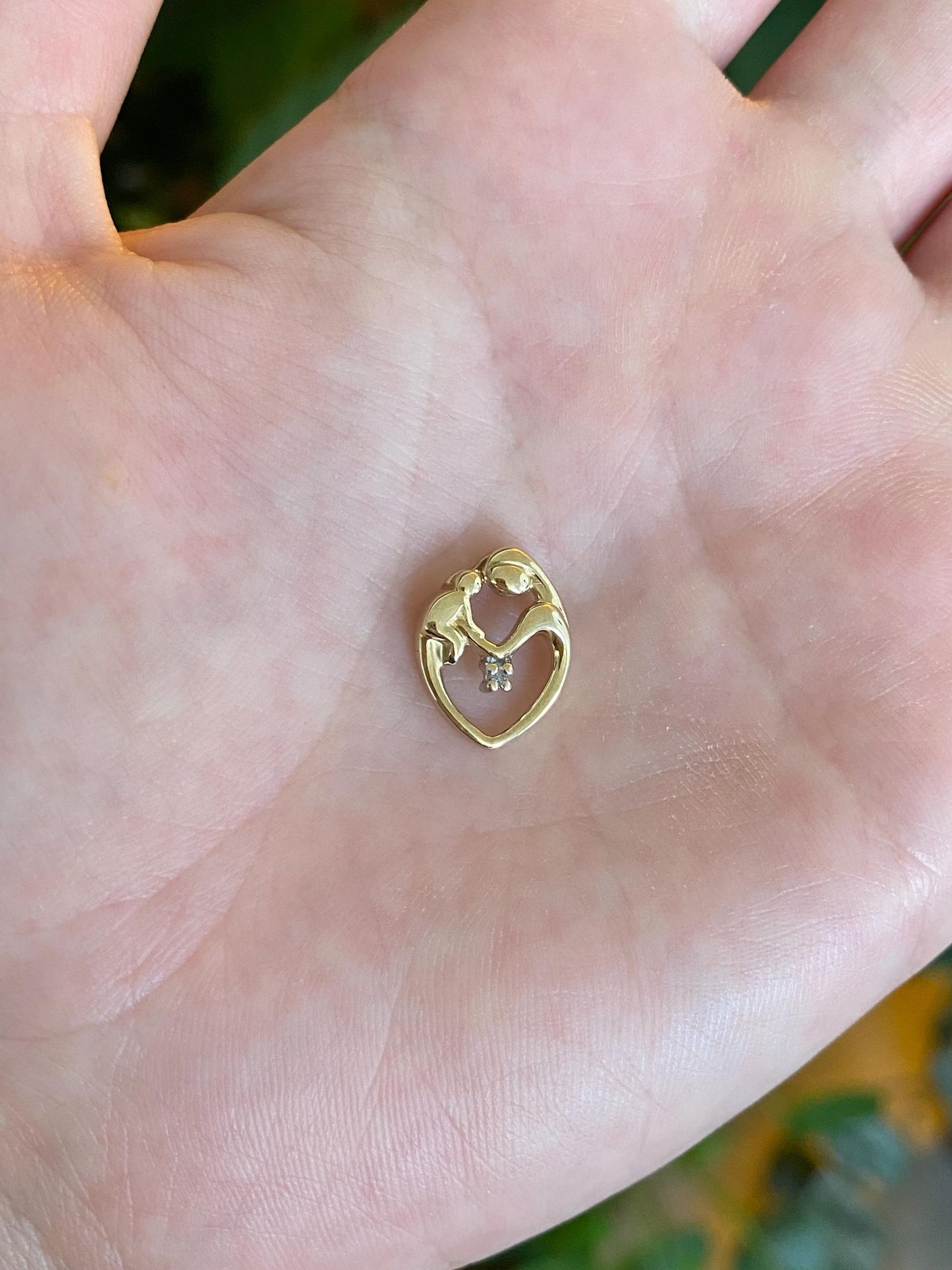 Vintage Solid 10k Yellow Gold Diamond Abstract Mother Child Family Charm