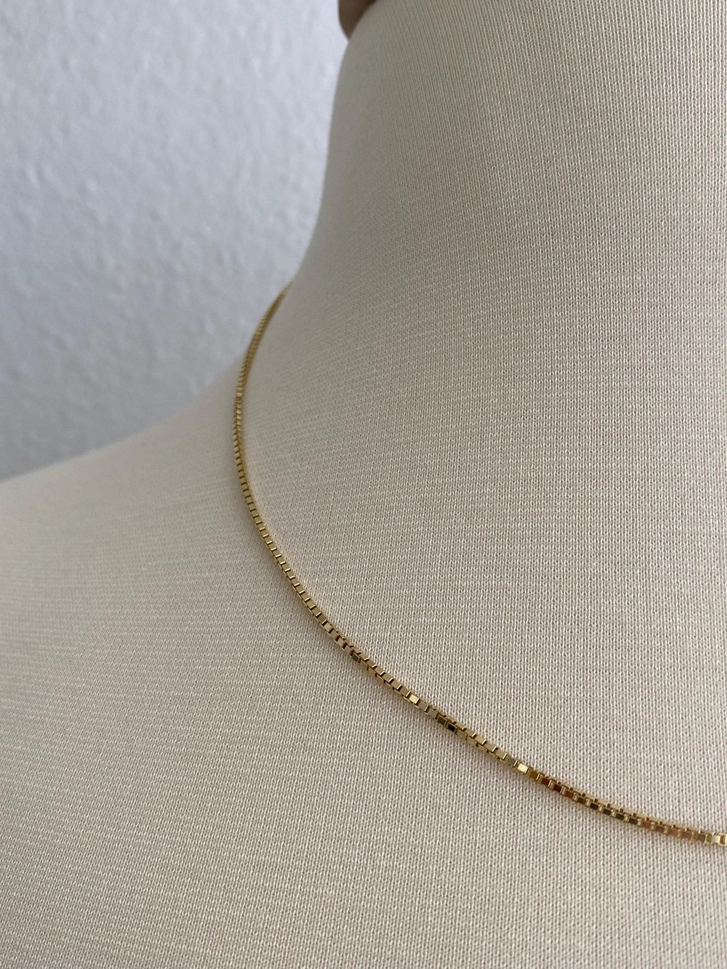 Vintage Solid 14k Yellow Gold Box Chain Necklace - 18.5 inches