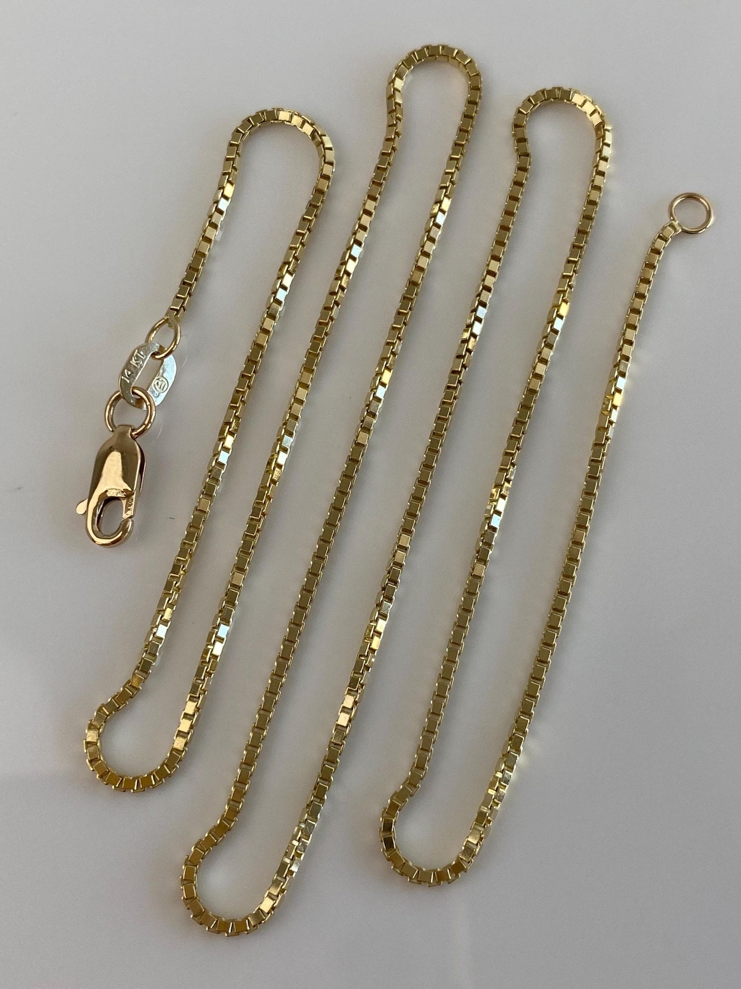 Vintage Solid 14k Yellow Gold Box Chain Necklace - 18.5 inches