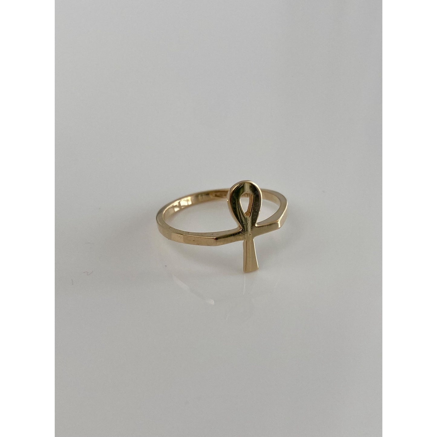 Vintage Solid 10k Yellow Gold Ankh Ring - Size 5.5
