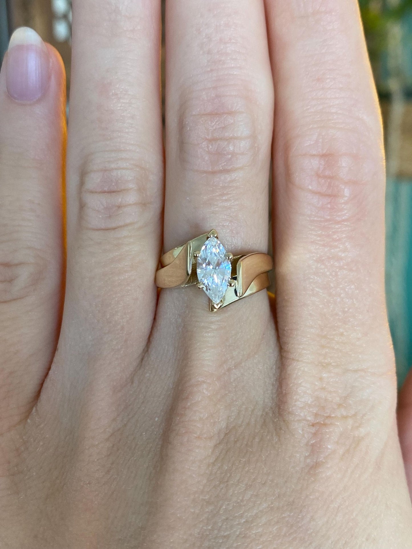 Vintage Solid 14k Yellow Gold Marquis Cubic Zirconia Ring - Size 6.25