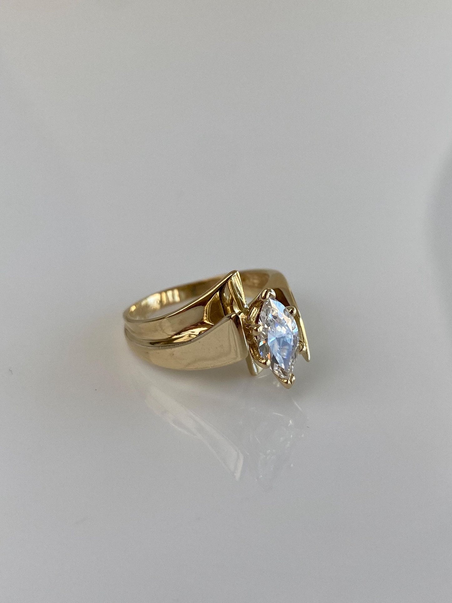 Vintage Solid 14k Yellow Gold Marquis Cubic Zirconia Ring - Size 6.25