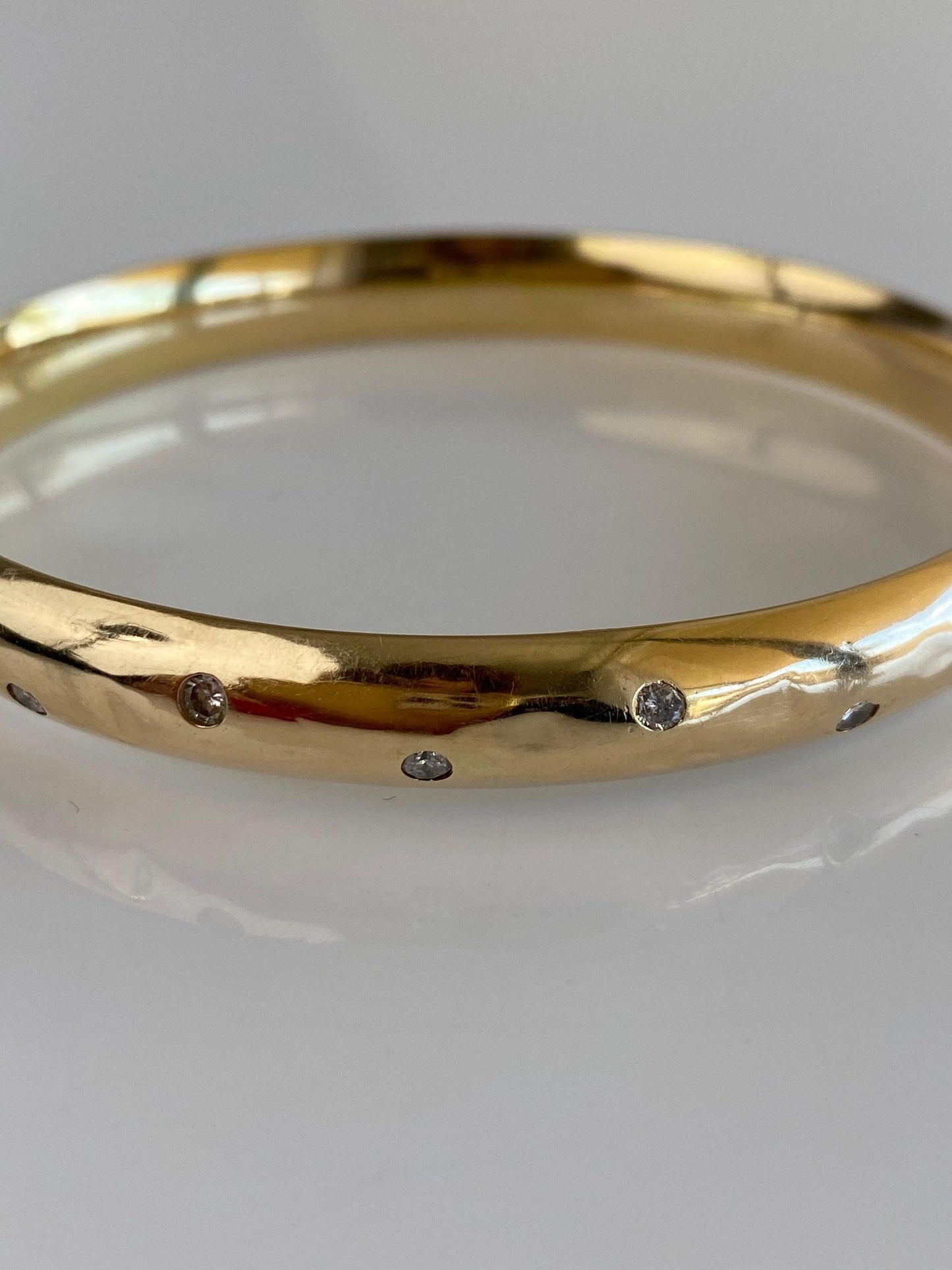 Vintage Solid 16k Yellow Gold Diamond Dotted Bangle Bracelet - 7 1/2 Inches