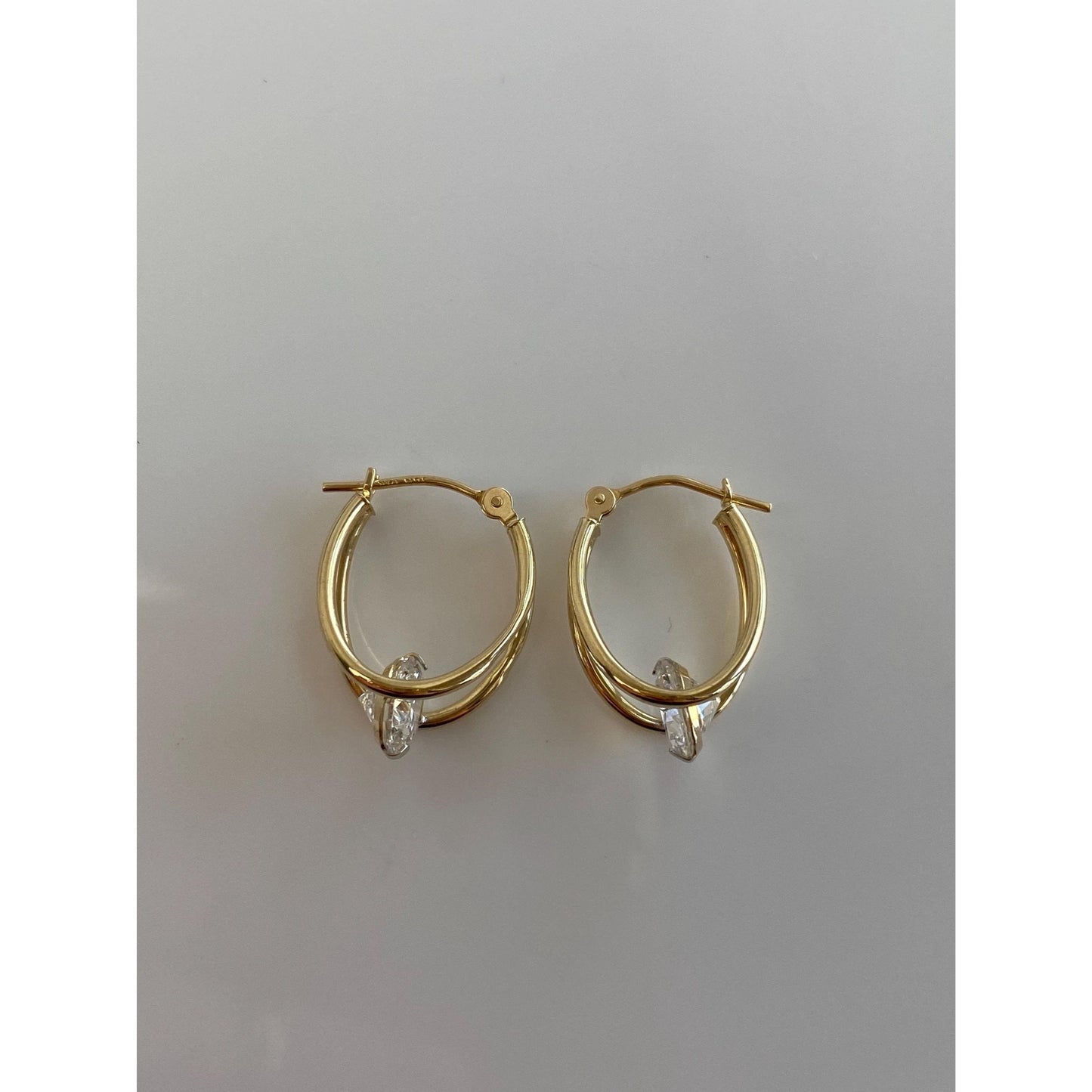 Vintage 14k Yellow Gold Cubic Zirconia Loop Hoop Earrings