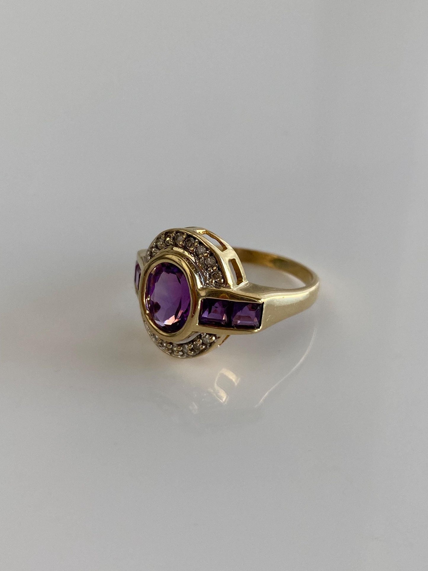 Vintage Solid 14k Yellow Gold Diamond Halo Amethyst Ring - Size 6.5