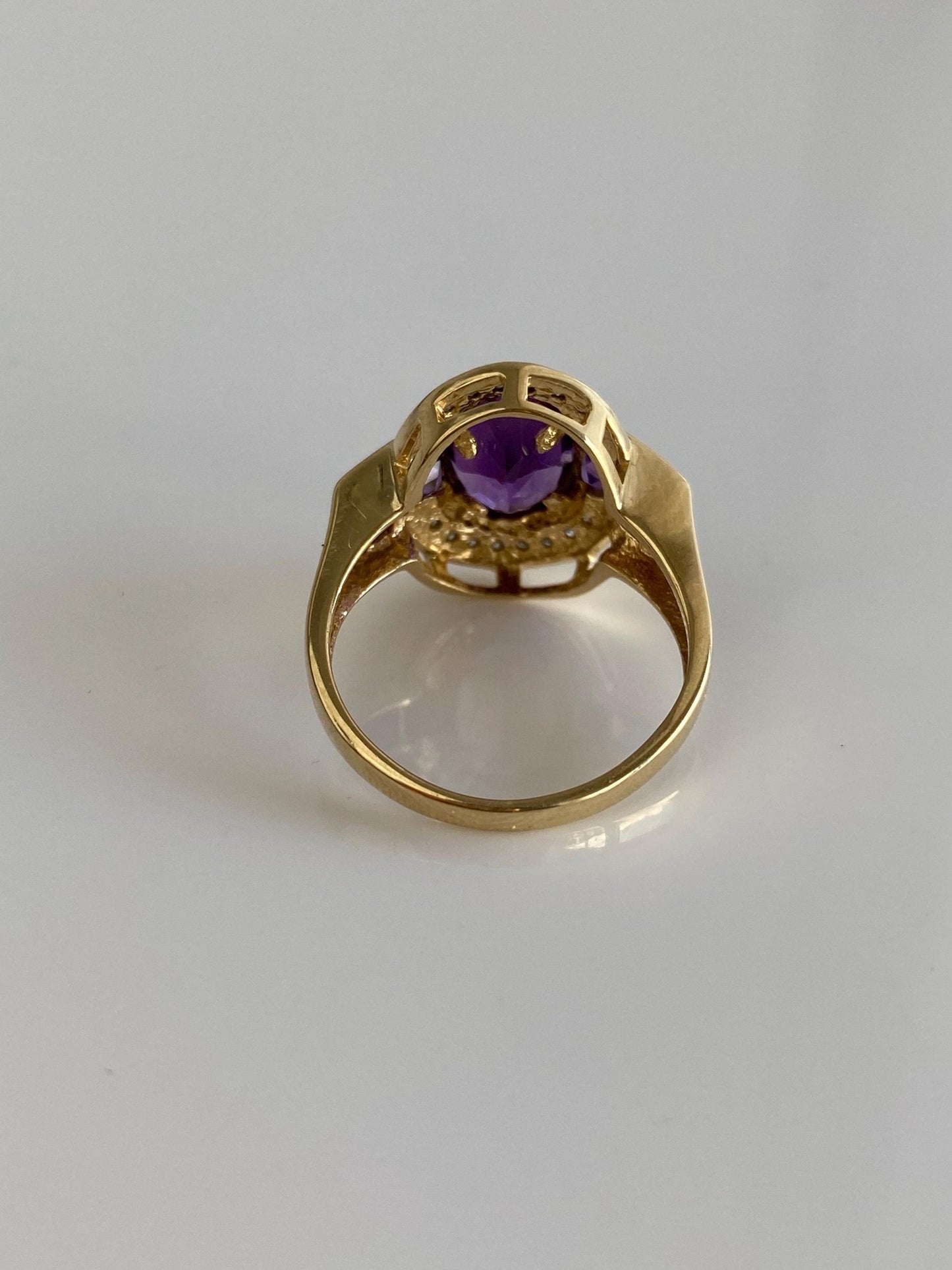 Vintage Solid 14k Yellow Gold Diamond Halo Amethyst Ring - Size 6.5