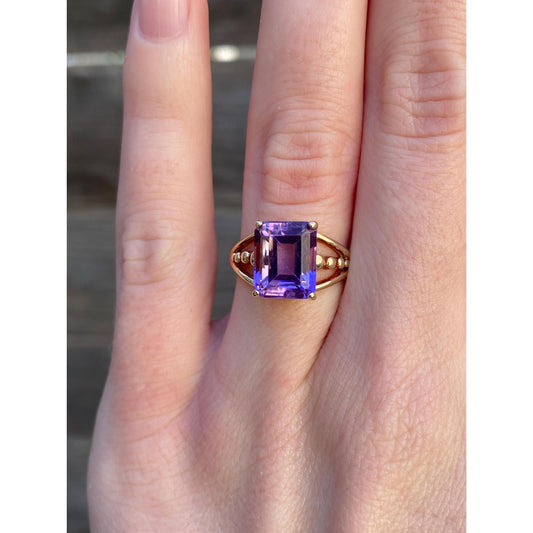 Vintage Solid 10k Yellow Gold Amethyst Ring - Size 5.75