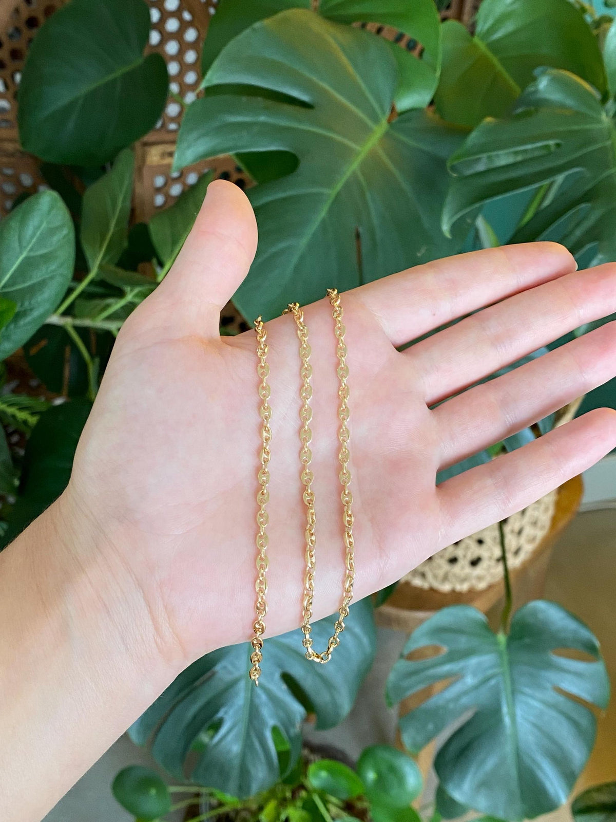 Vintage Solid 18k Yellow Gold Mariner Link Chain Necklace - 15.5 inches