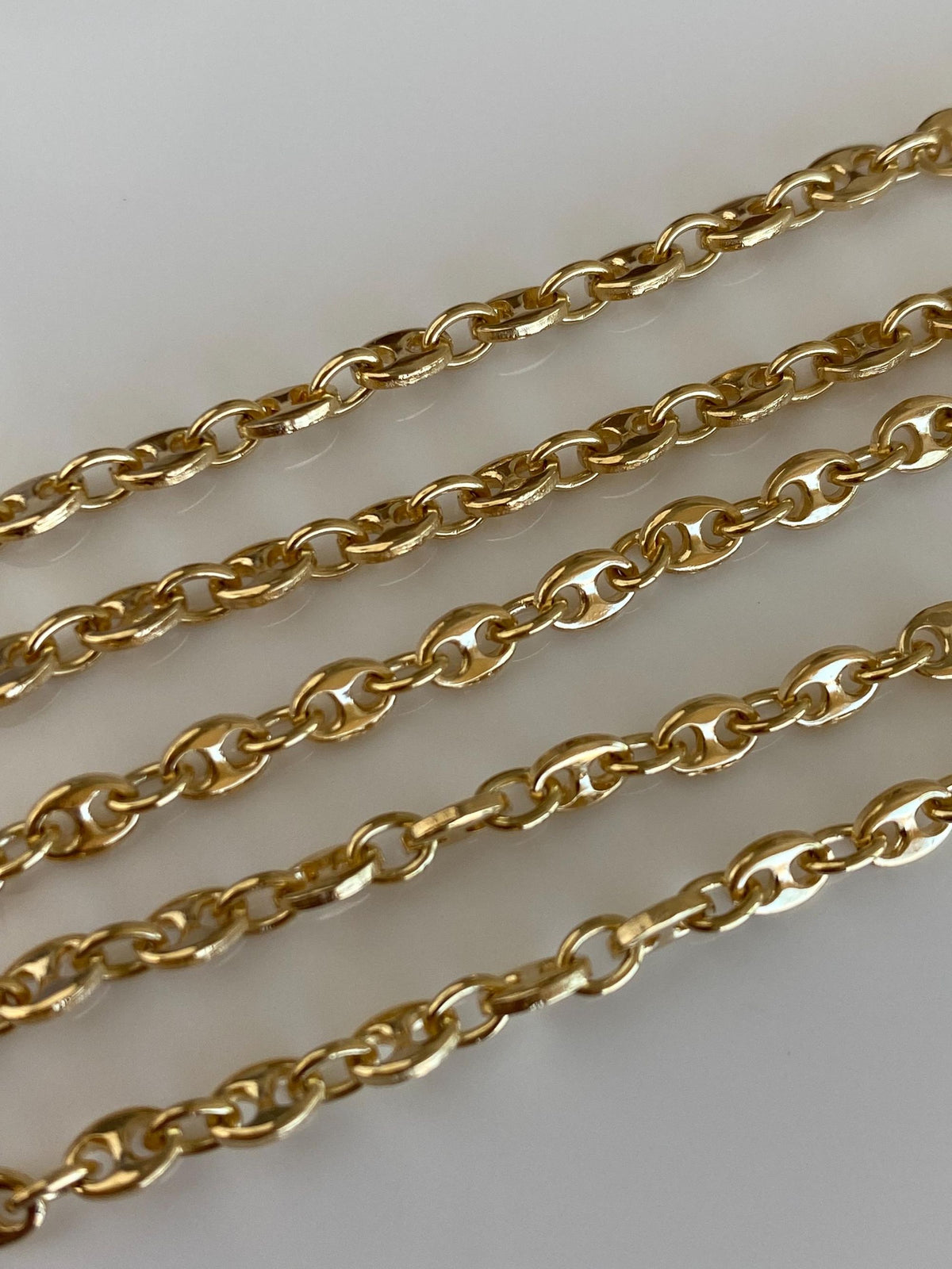 Vintage Solid 18k Yellow Gold Mariner Link Chain Necklace - 15.5 inches